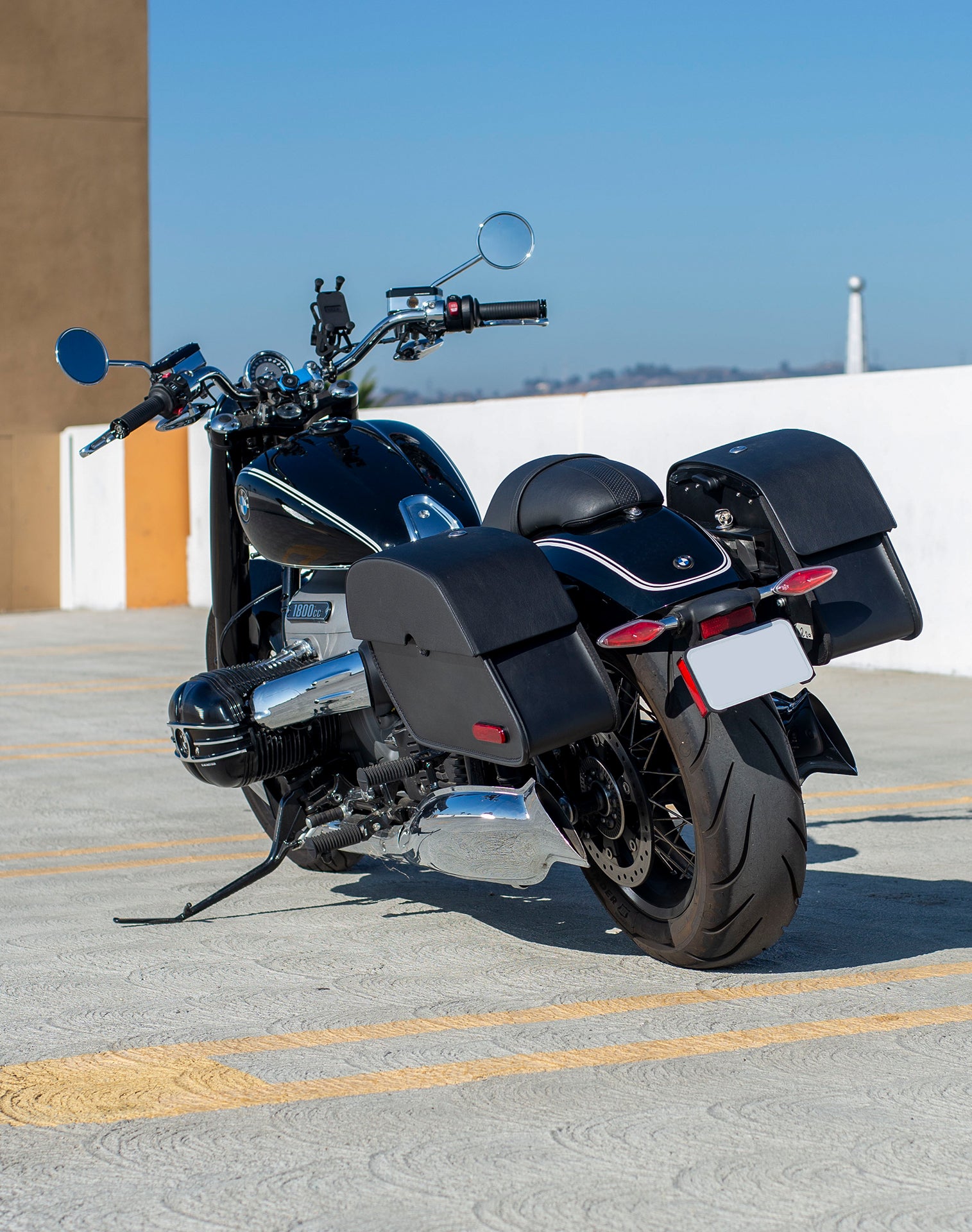 28L - Panzer Medium BMW R18 Motorcycle Saddlebags v1