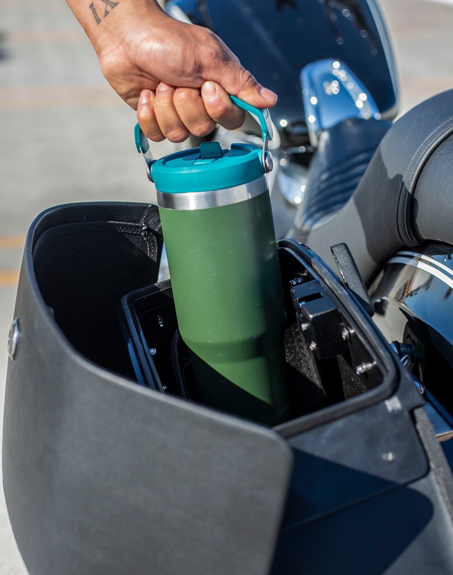 28L - Panzer Medium BMW R18 Motorcycle Saddlebags v4