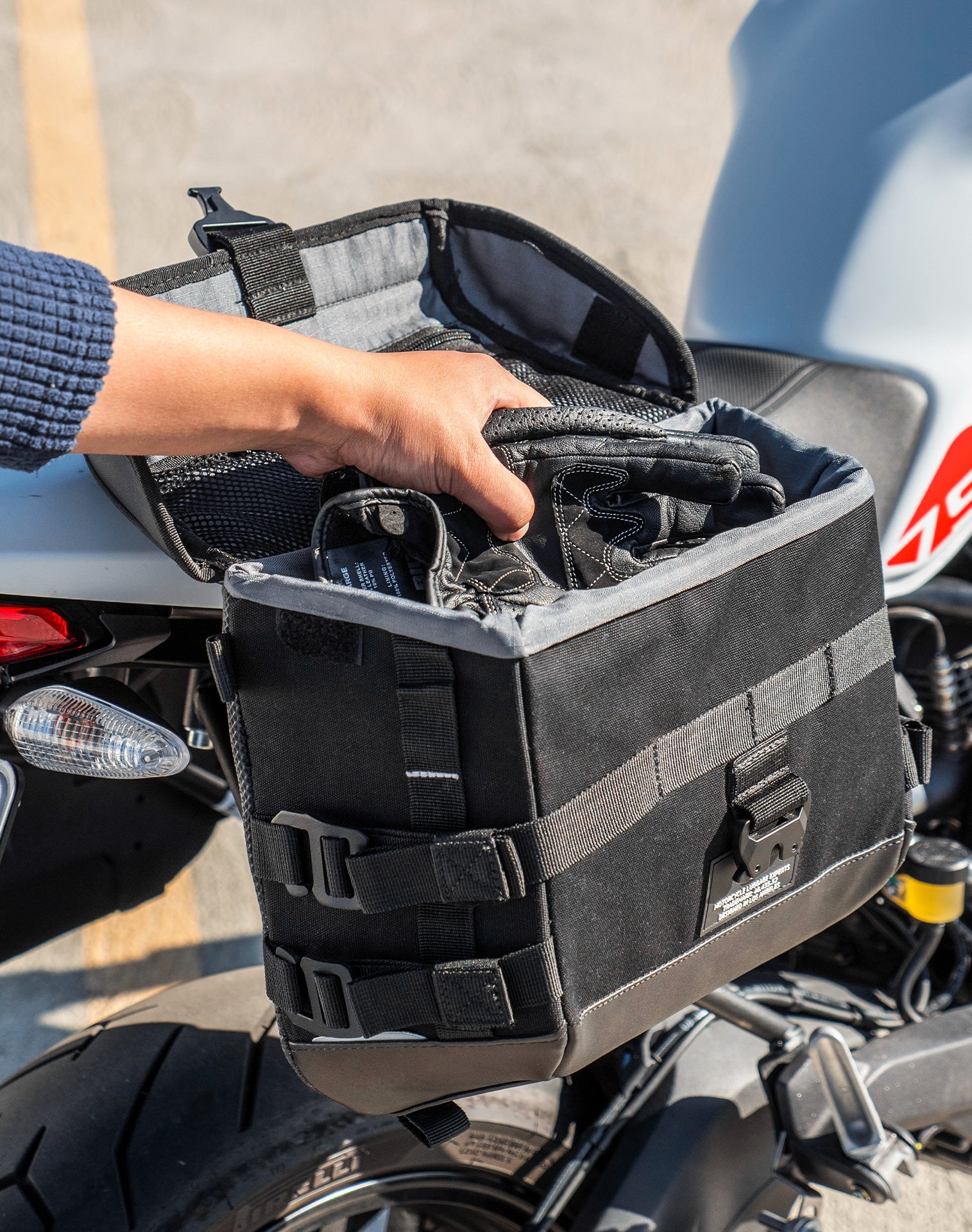 10L - Incognito Quick Mount Small Ducati Monster 797 (2016+) Solo Saddlebag (Right Only) v4