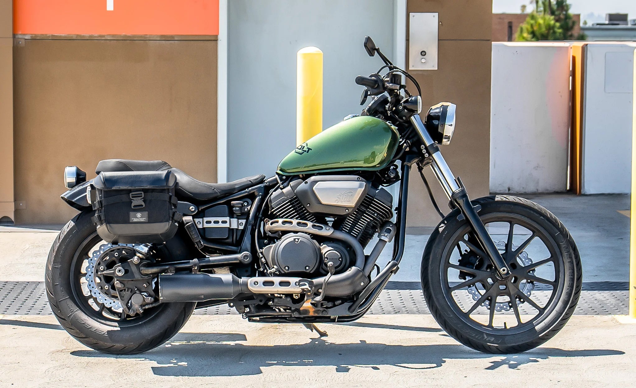 10L - Incognito Quick Mount Small Yamaha Bolt Solo Saddlebag (Right Only) @expand