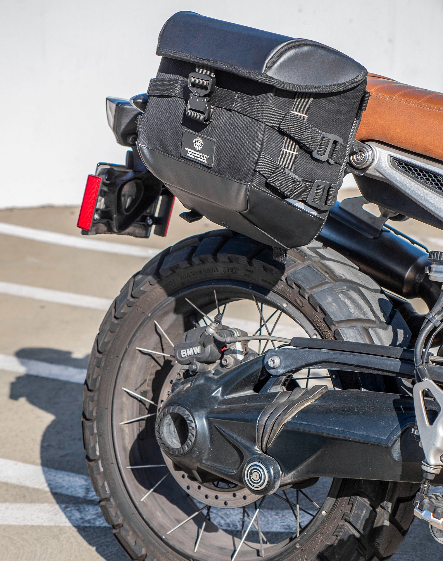 10L - Incognito Quick Mount Small BMW R nineT Scrambler/Pure/Racer/GS 2014+ Solo Saddlebag (Right Only) v2