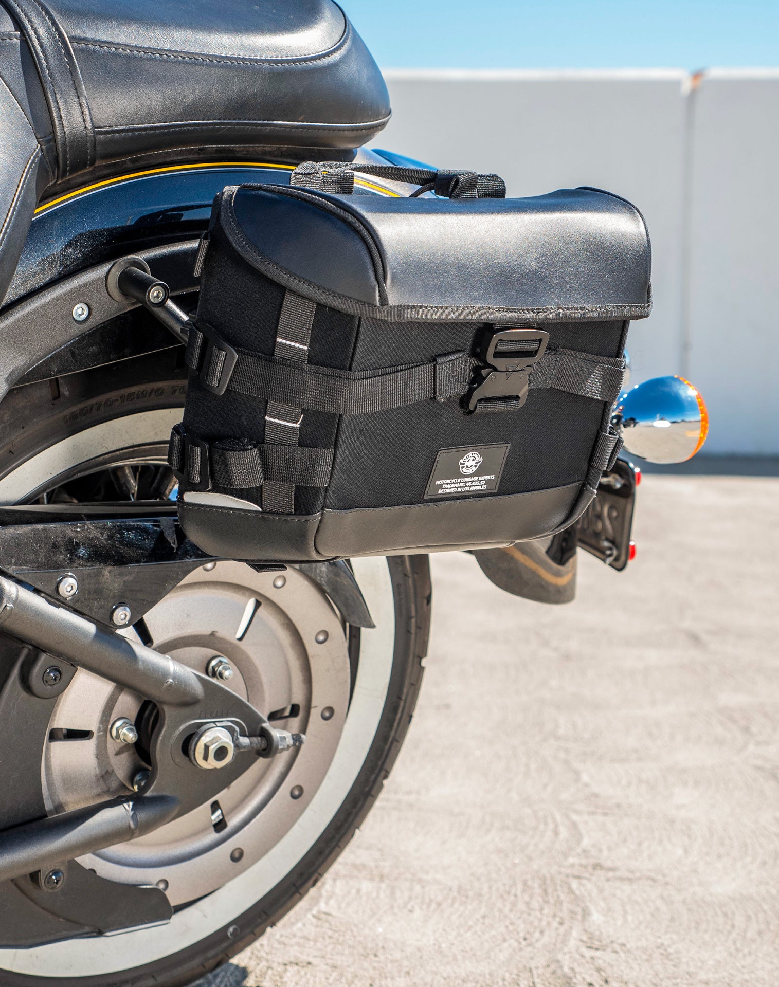 10L - Incognito Quick-Mount Small Kawasaki Vulcan 900 Classic VN900 Solo Saddlebag (Left Only) v3