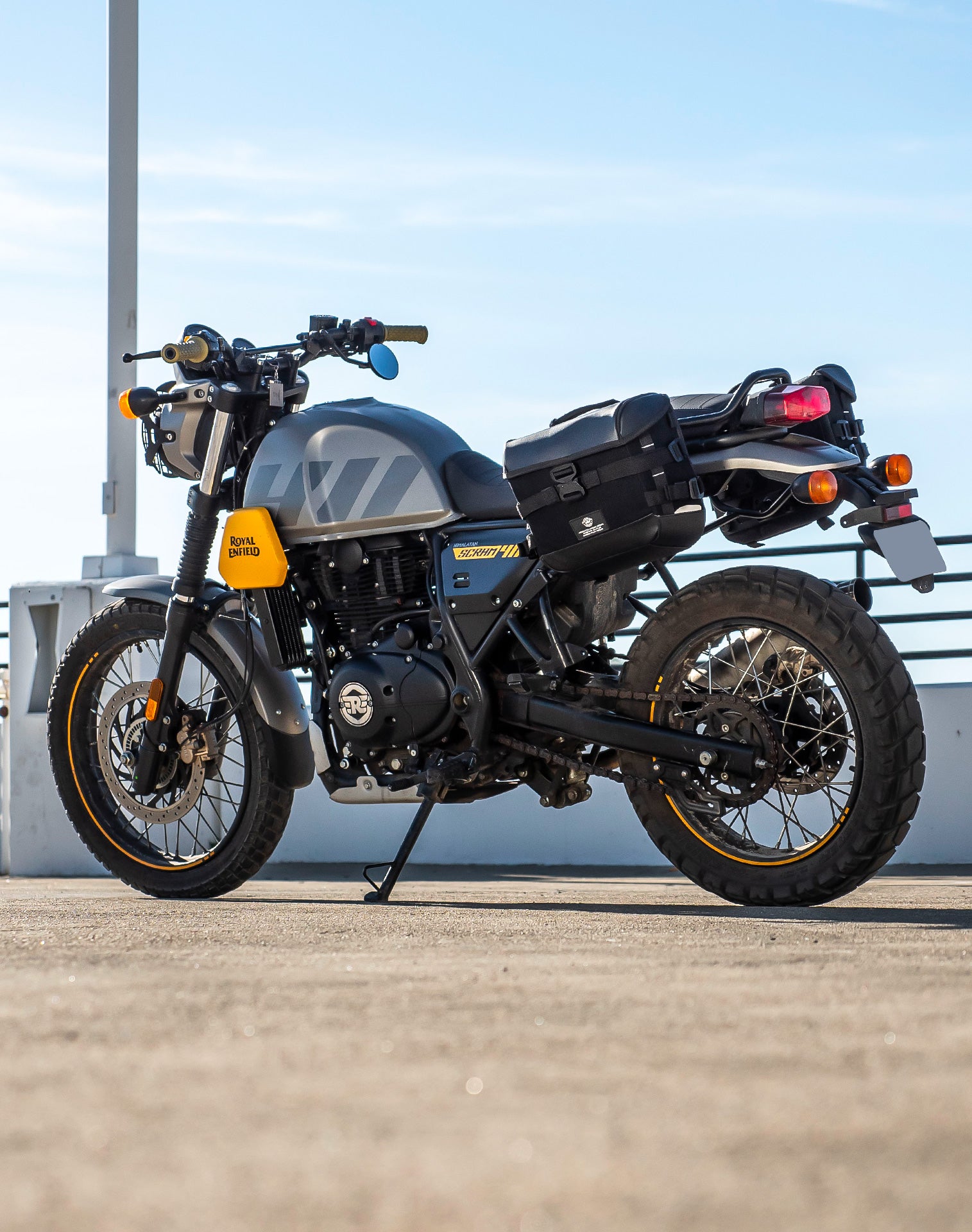 10L - Incognito Quick Mount Small Royal Enfield Scram 411 Solo Saddlebag (Left Only) v1