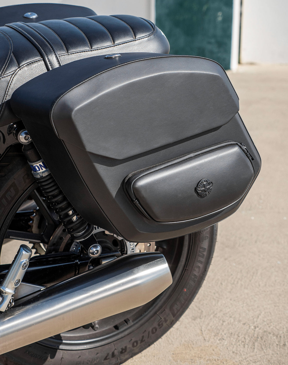 12L - Stormclad Quick Mount Medium Triumph Speed Twin 900 Hard Solo Saddlebag (Left Only)