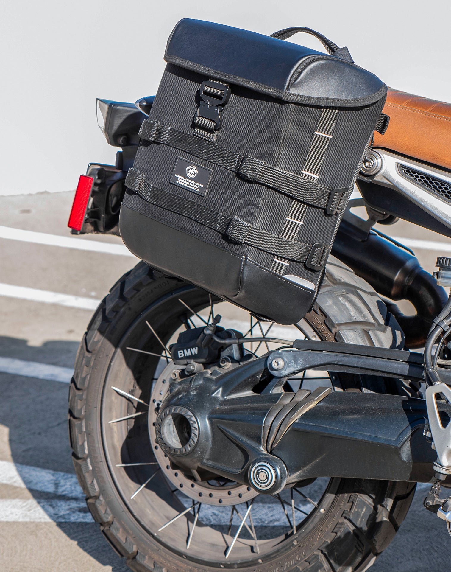 15L - Incognito Quick Mount Medium BMW R nineT Solo Saddlebag (Right Only) v2