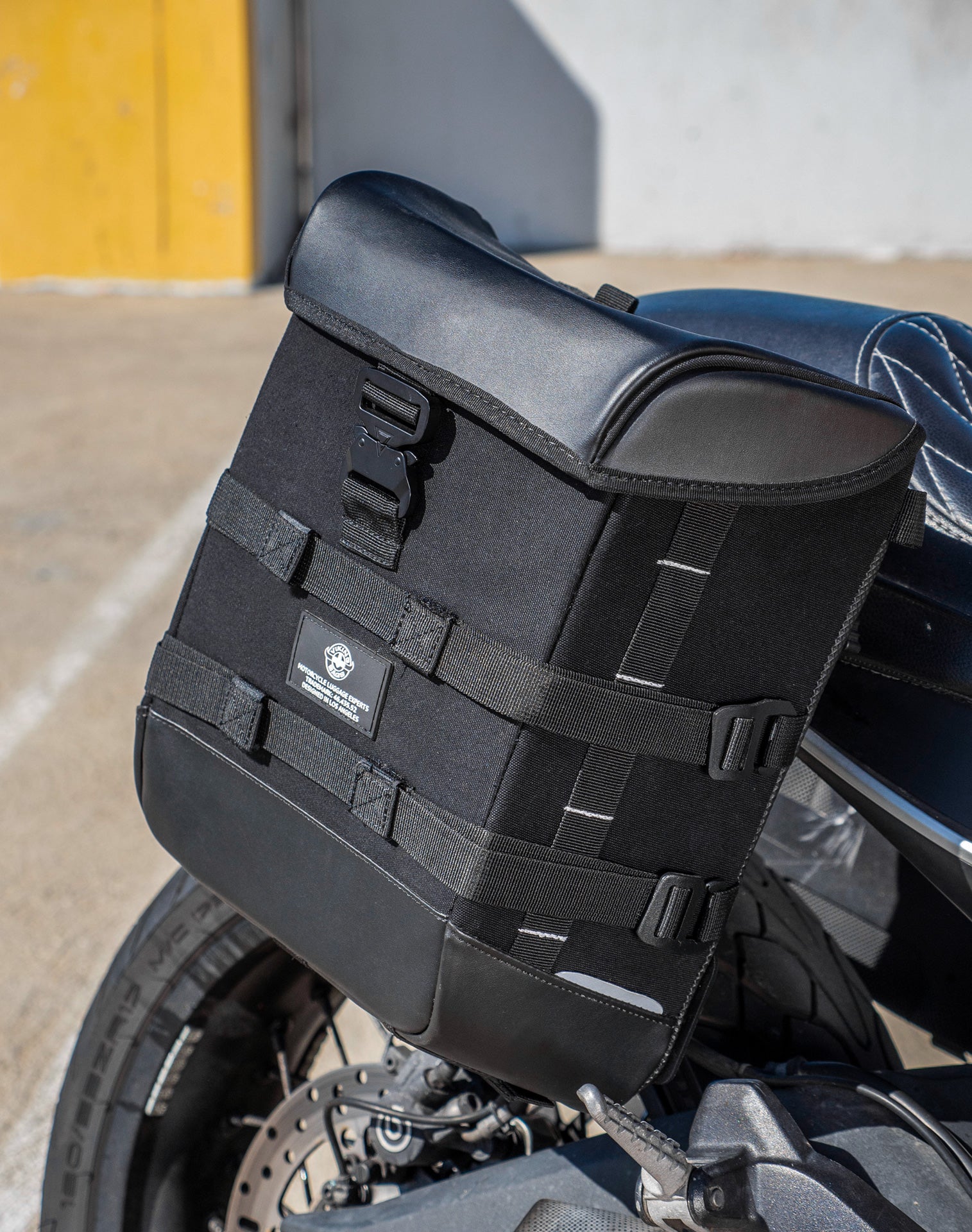 15L - Incognito Quick Mount Medium Ducati Scrambler (2014-17) Solo Saddlebag (Right Only) v2