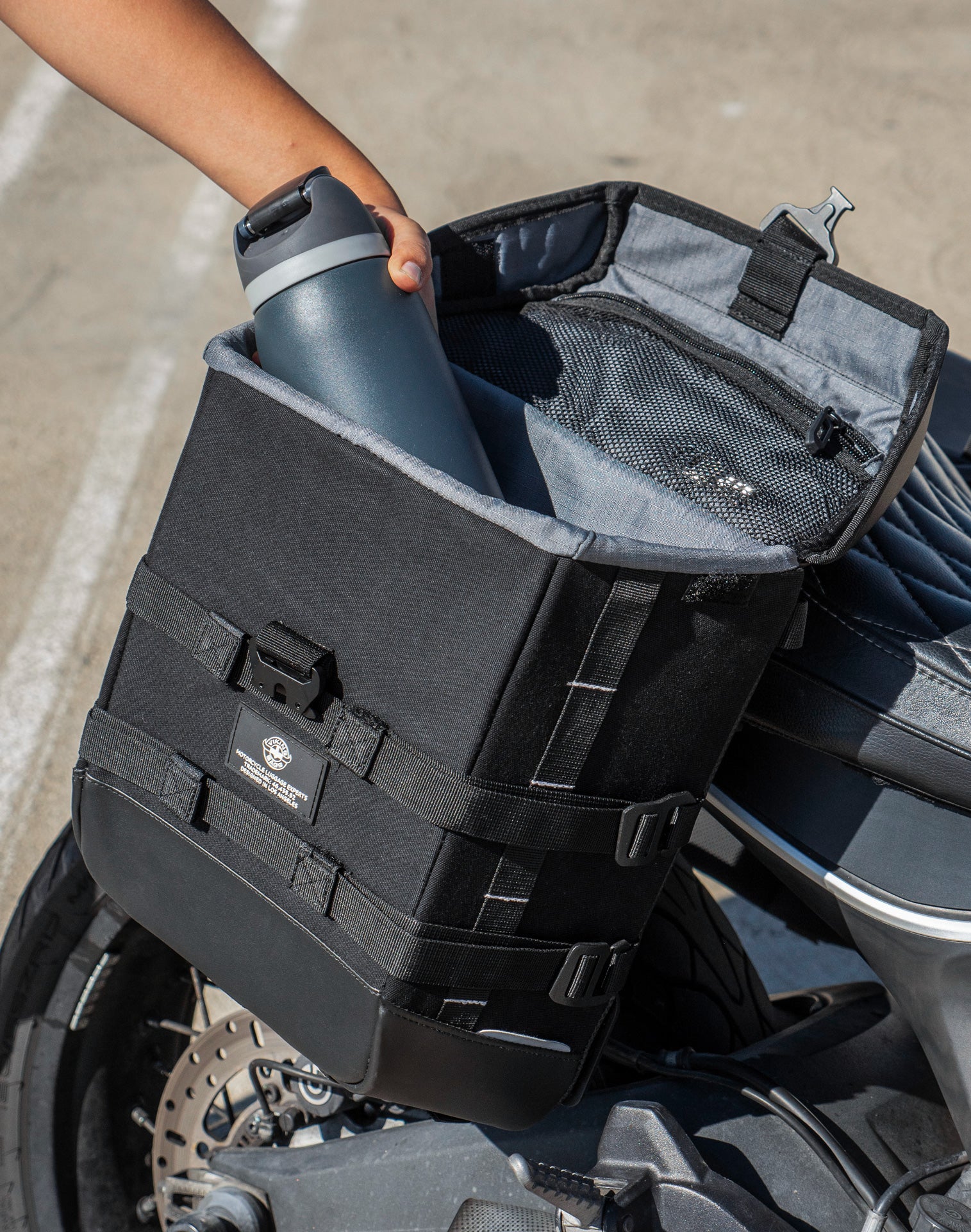 15L - Incognito Quick Mount Medium Ducati Scrambler (2014-17) Solo Saddlebag (Right Only) v4