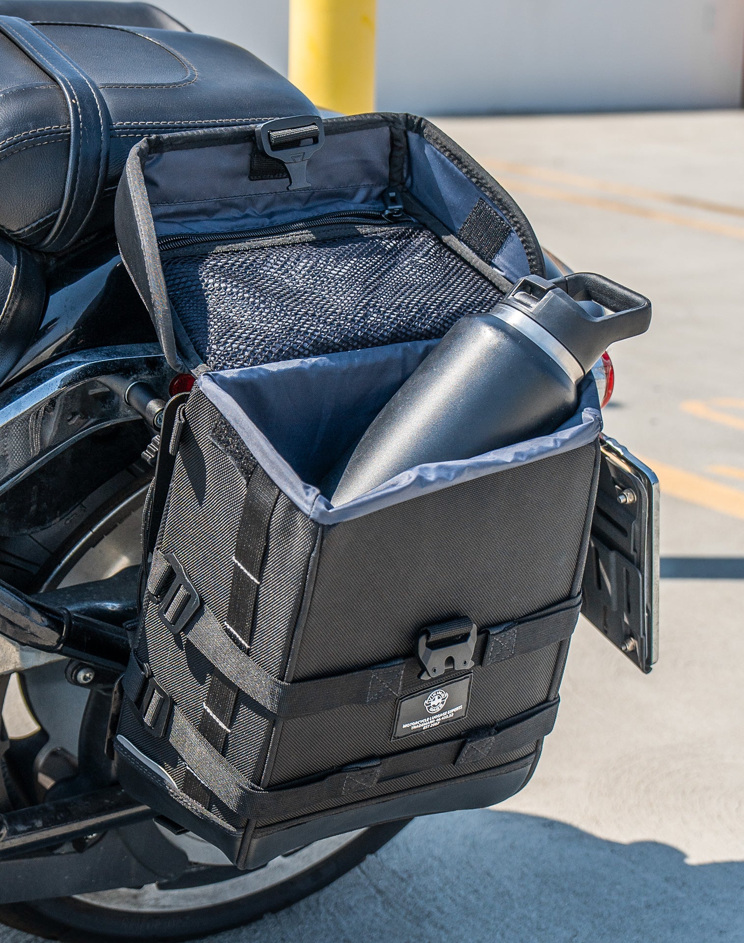 15L - Incognito Quick Mount Medium Harley Softail Fat Boy FLFB/S Solo Saddlebag (Left Only) v4