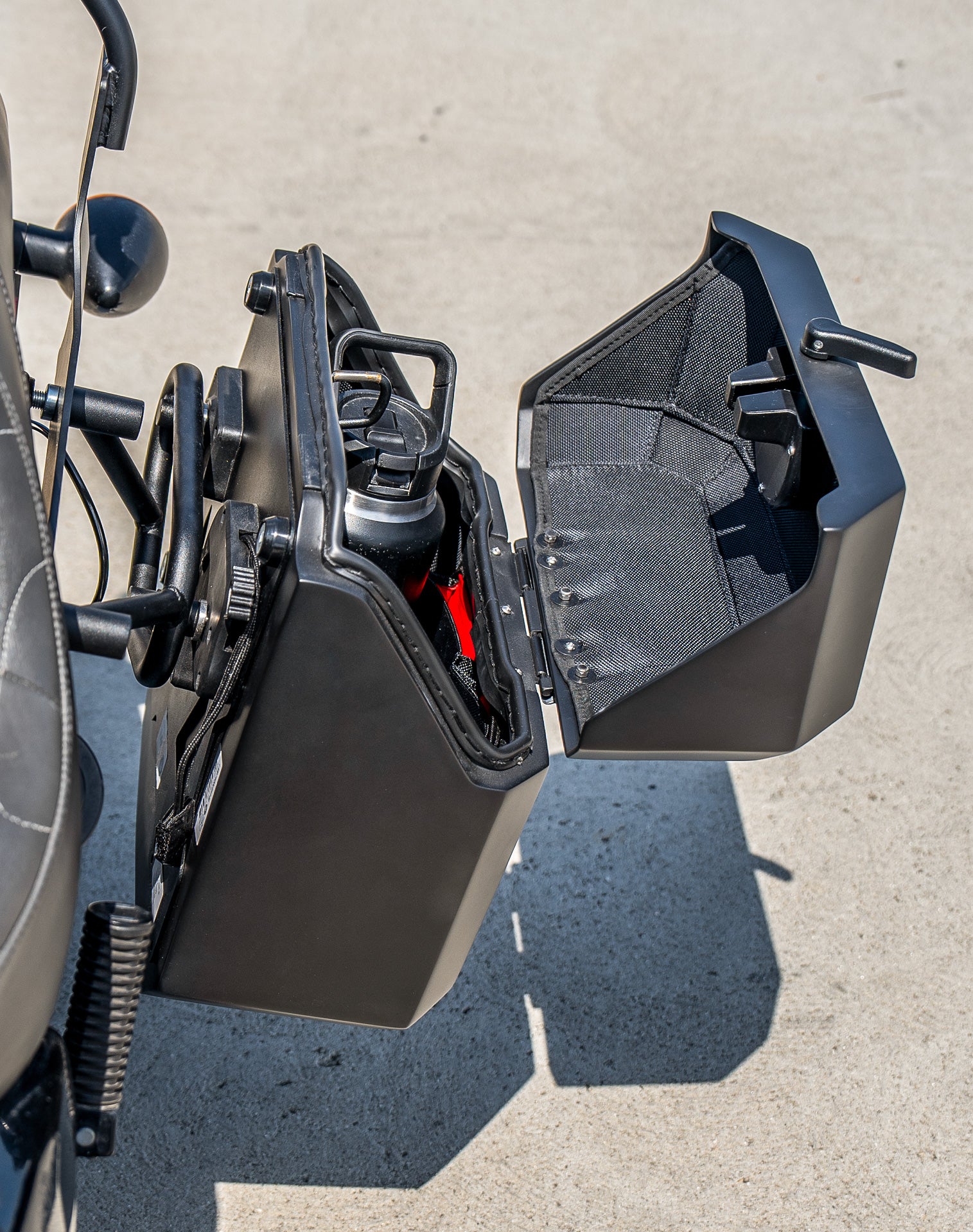 15L - Outlaw Quick Mount Honda 750 Shadow Phantom Matte Hard Solo Saddlebag (Left Only) v4