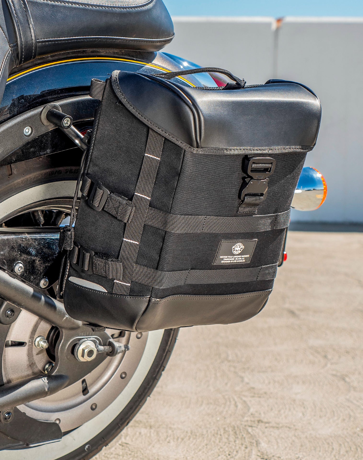 15L - Incognito Quick-Mount Medium Kawasaki Vulcan 900 Classic VN900 Solo Saddlebag (Left Only) v3