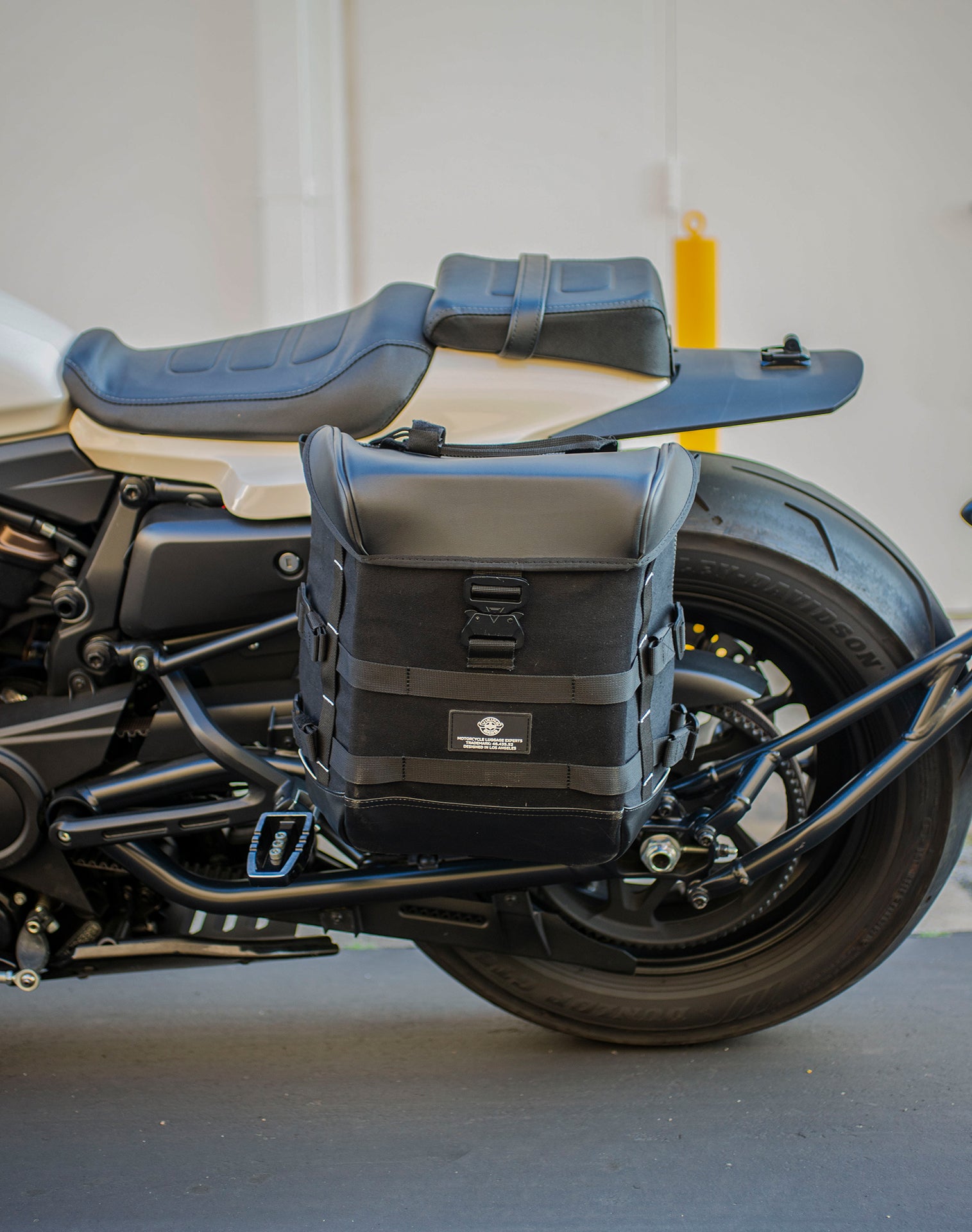 15L - Incognito Quick Mount Medium Solo Saddlebag (Left Only) for Harley Sportster S (RH1250S) RA1 v2