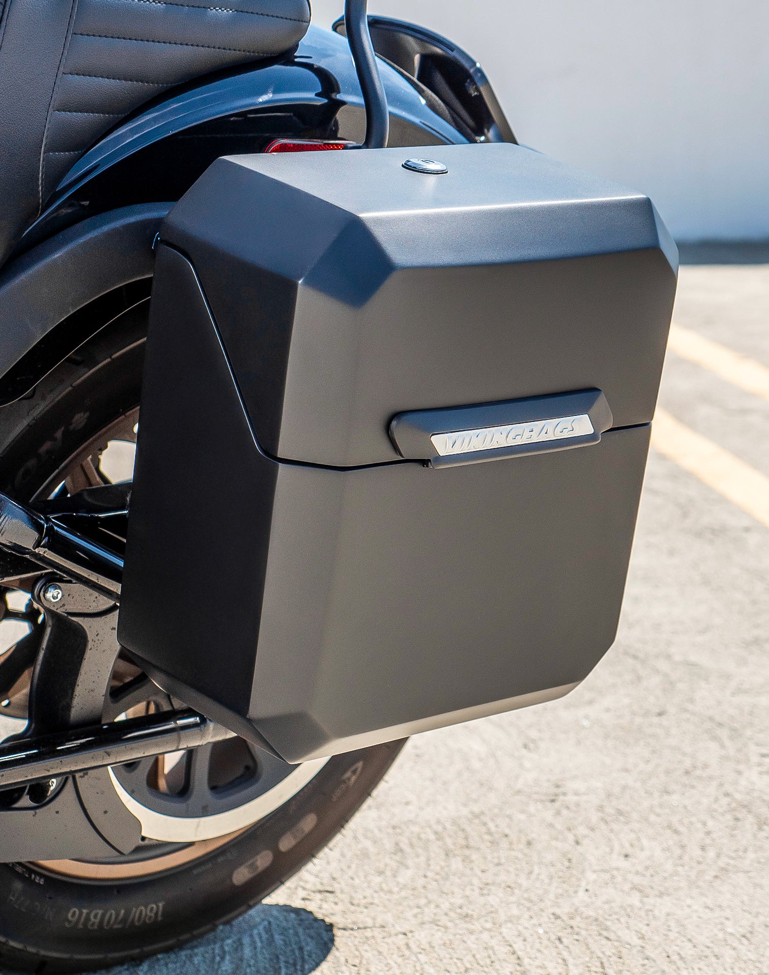 15L - Outlaw Quick Mount Harley Softail Low Rider S FXLRS Matte Hard Solo Saddlebag (Left Only) v3