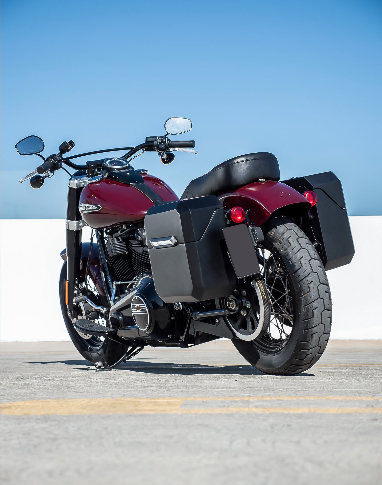 15L - Outlaw Quick Mount Harley Softail Standard FXST Matte Hard Solo Saddlebag (Left Only) v1