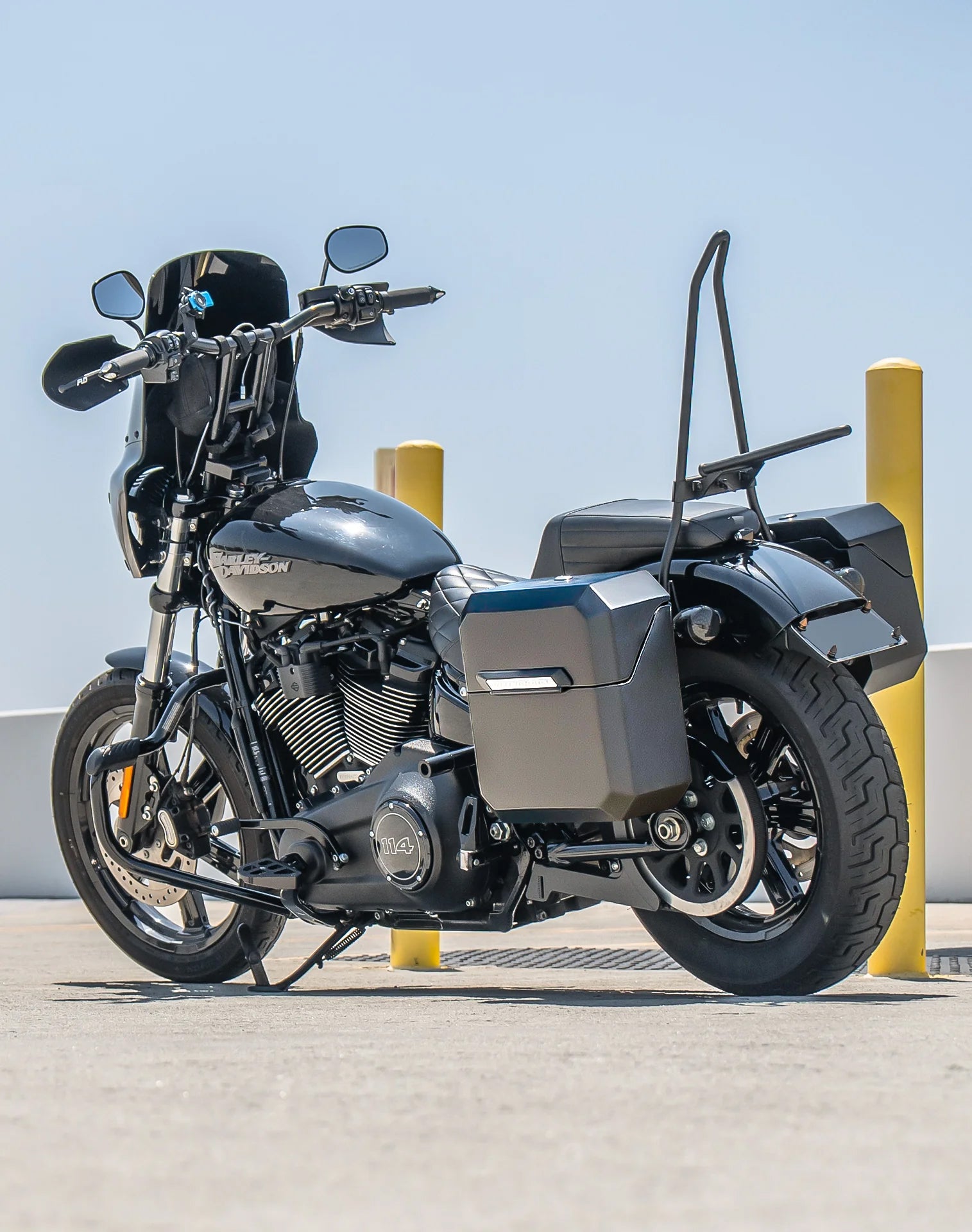 15L - Outlaw Quick Mount Medium Harley Softail Street Bob Matte Hard Solo Saddlebag (Left Only) v1