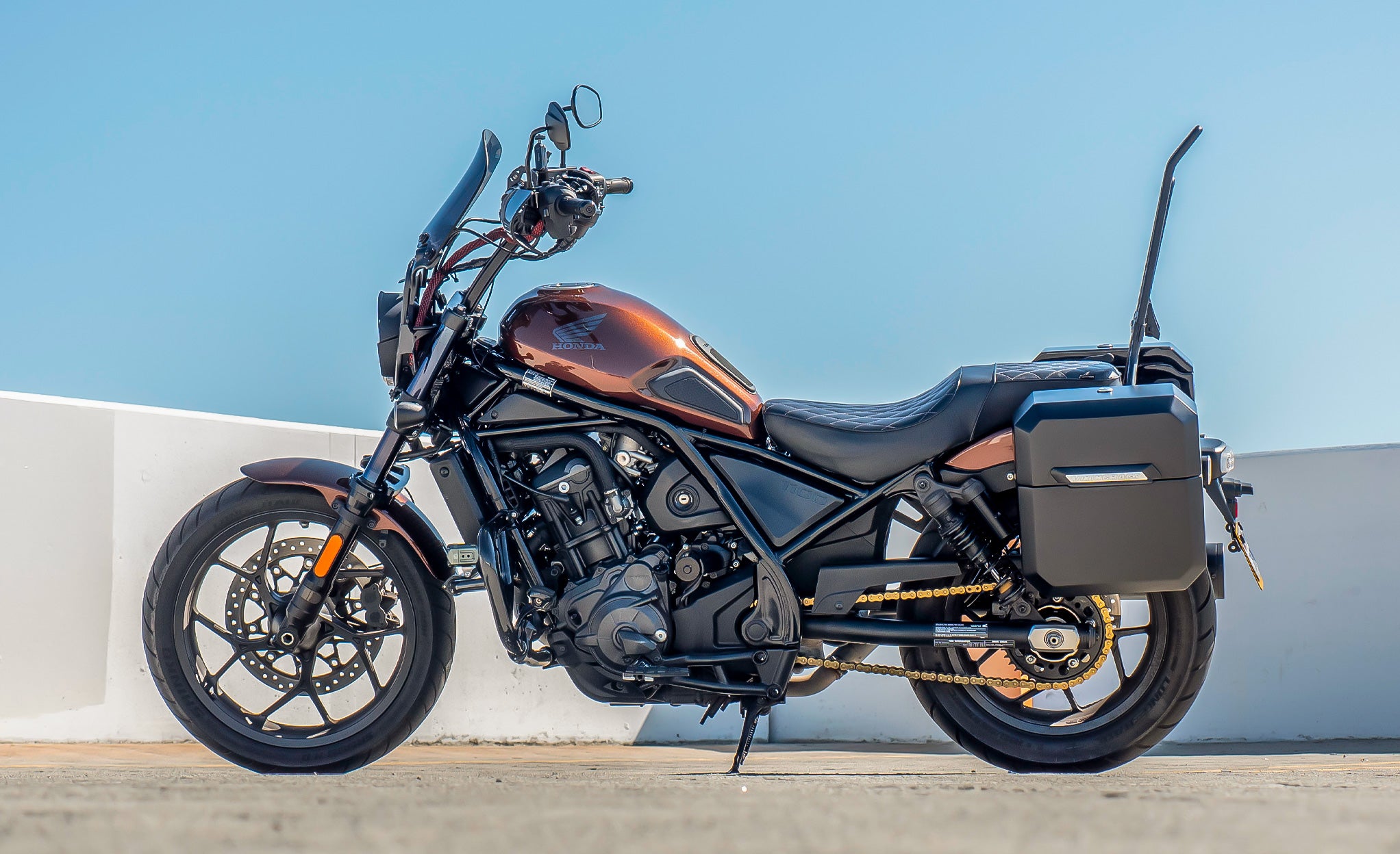 15L - Outlaw Quick Mount Honda Rebel 1100 Matte Hard Solo Saddlebag (Left Only) @expand