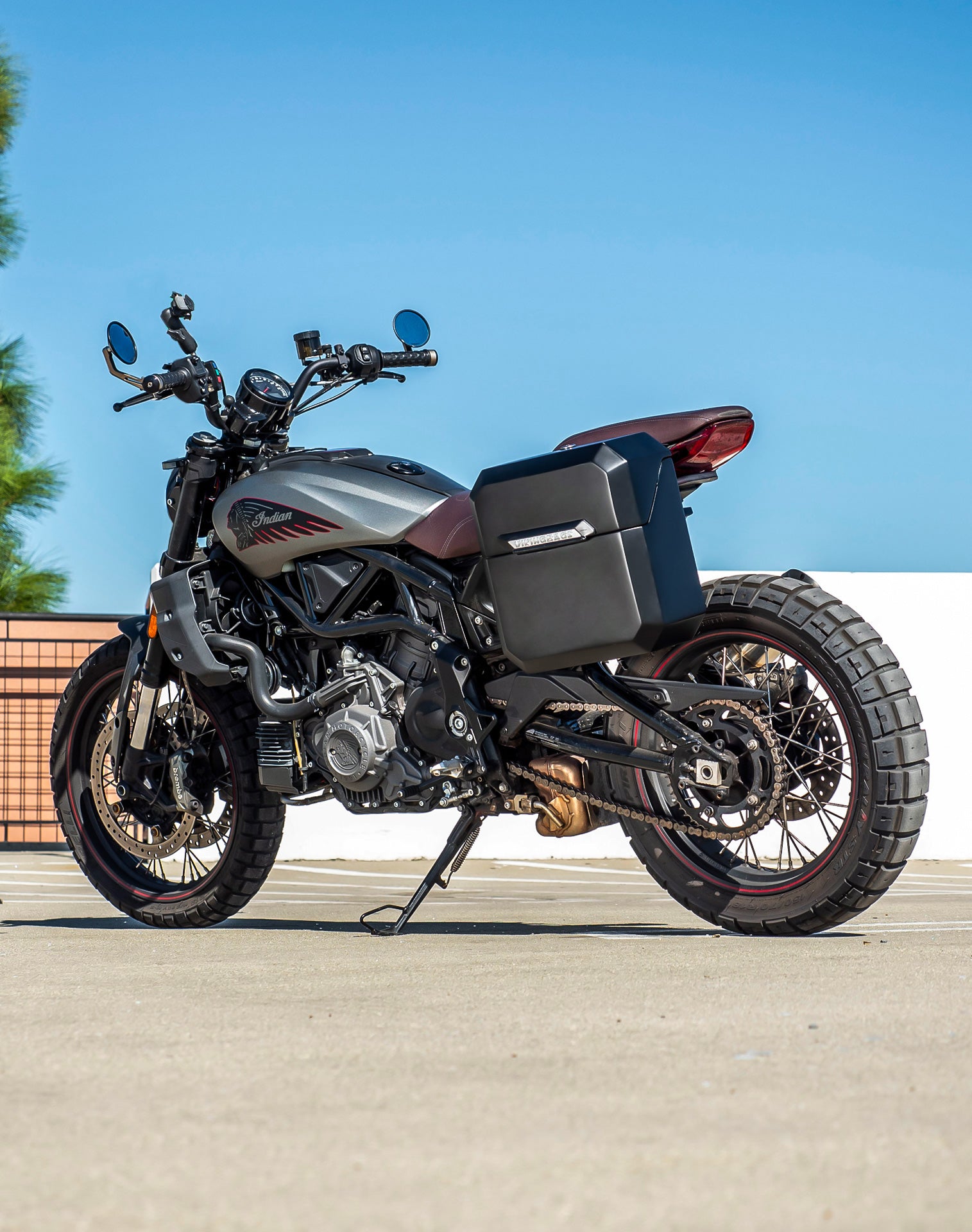 15L - Outlaw Quick-Mount Indian FTR 1200 Matte Hard Solo Saddlebag (Left Only) v1