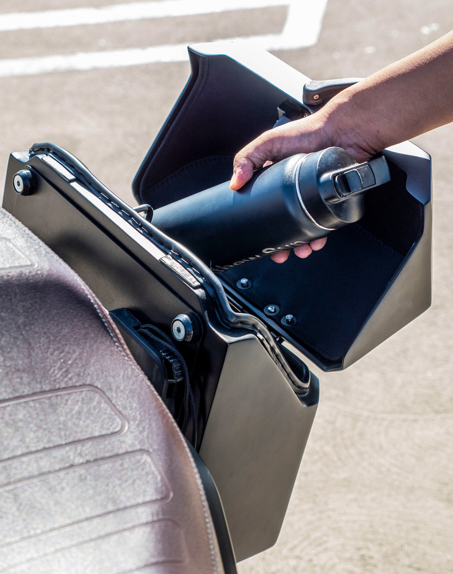 15L - Outlaw Quick-Mount Indian FTR 1200 Matte Hard Solo Saddlebag (Left Only) v4