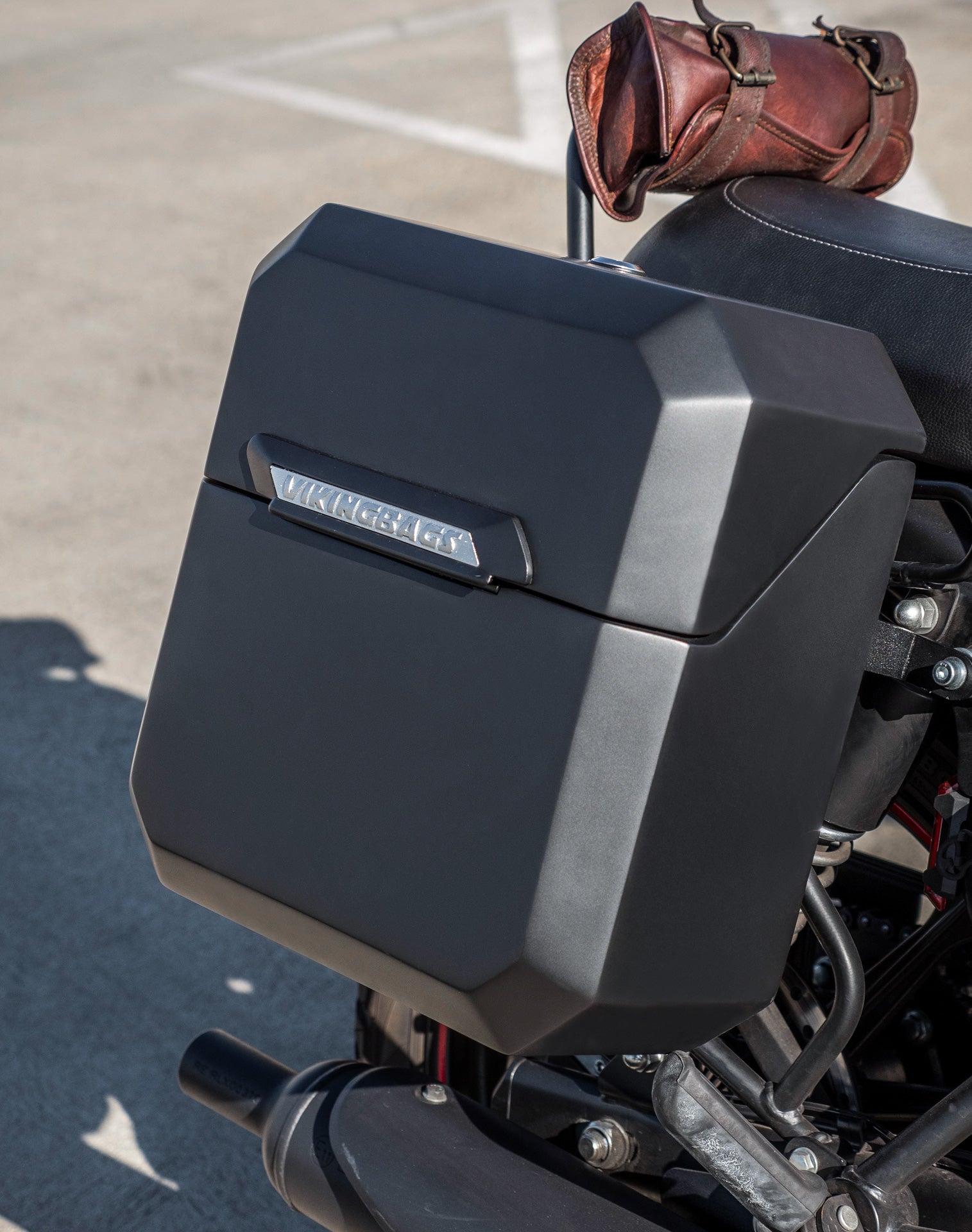 15L - Outlaw Quick-Mount Royal Enfield Classic 350 Matte Hard Solo Saddlebag (Right Only) v2