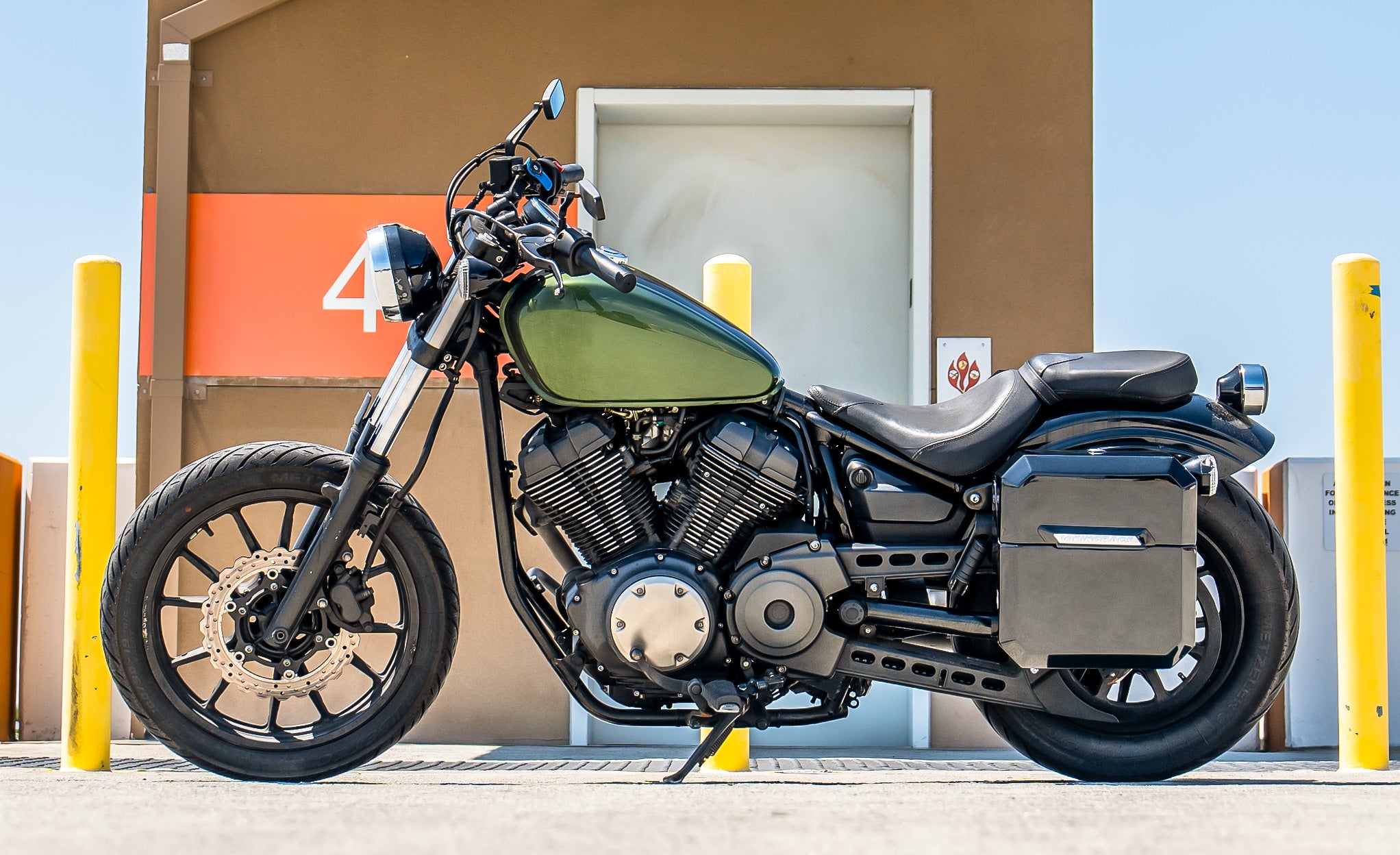 15L - Outlaw Quick Mount Medium Yamaha Bolt Specific Painted Hard Solo Saddlebag (Left Only) @expand