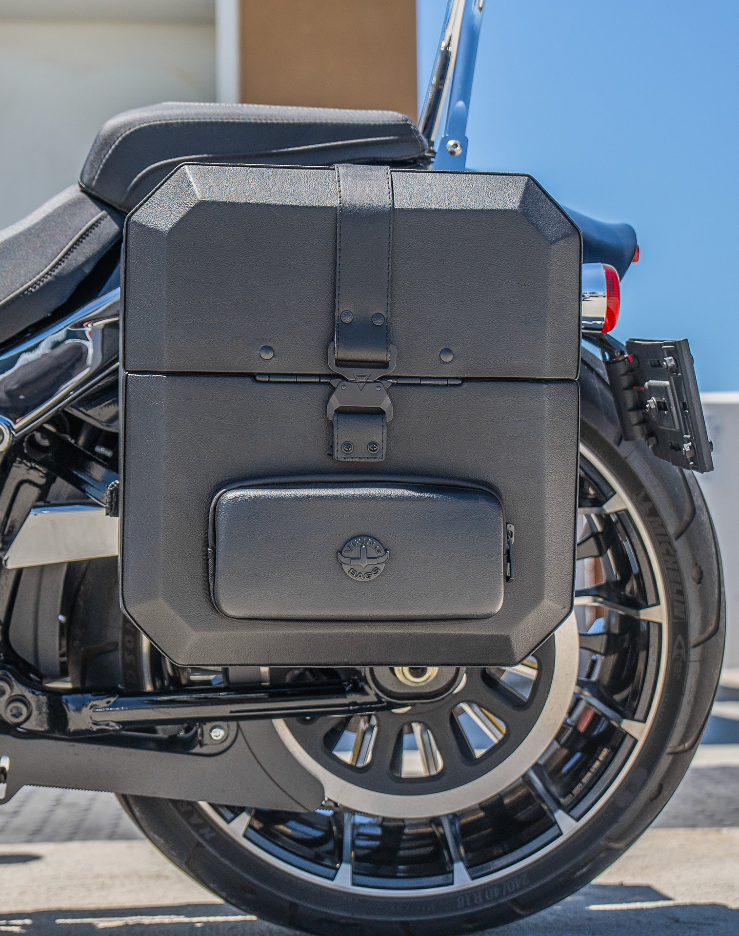 15L - Outlaw Quick Mount Medium Harley Softail Breakout FXBR/S Hard Solo Saddlebag (Left Only) Lifestyle