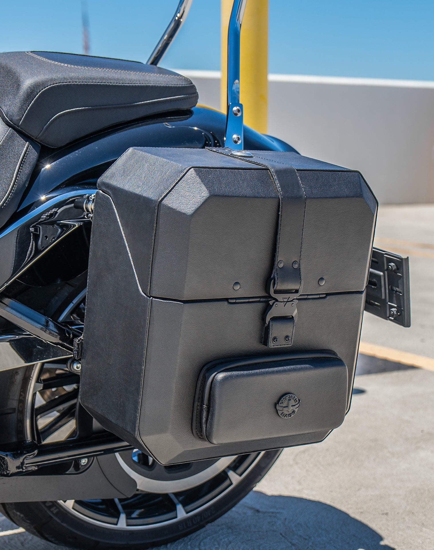 15L - Outlaw Quick Mount Medium Harley Softail Breakout FXBR/S Hard Solo Saddlebag (Left Only) Lifestyle