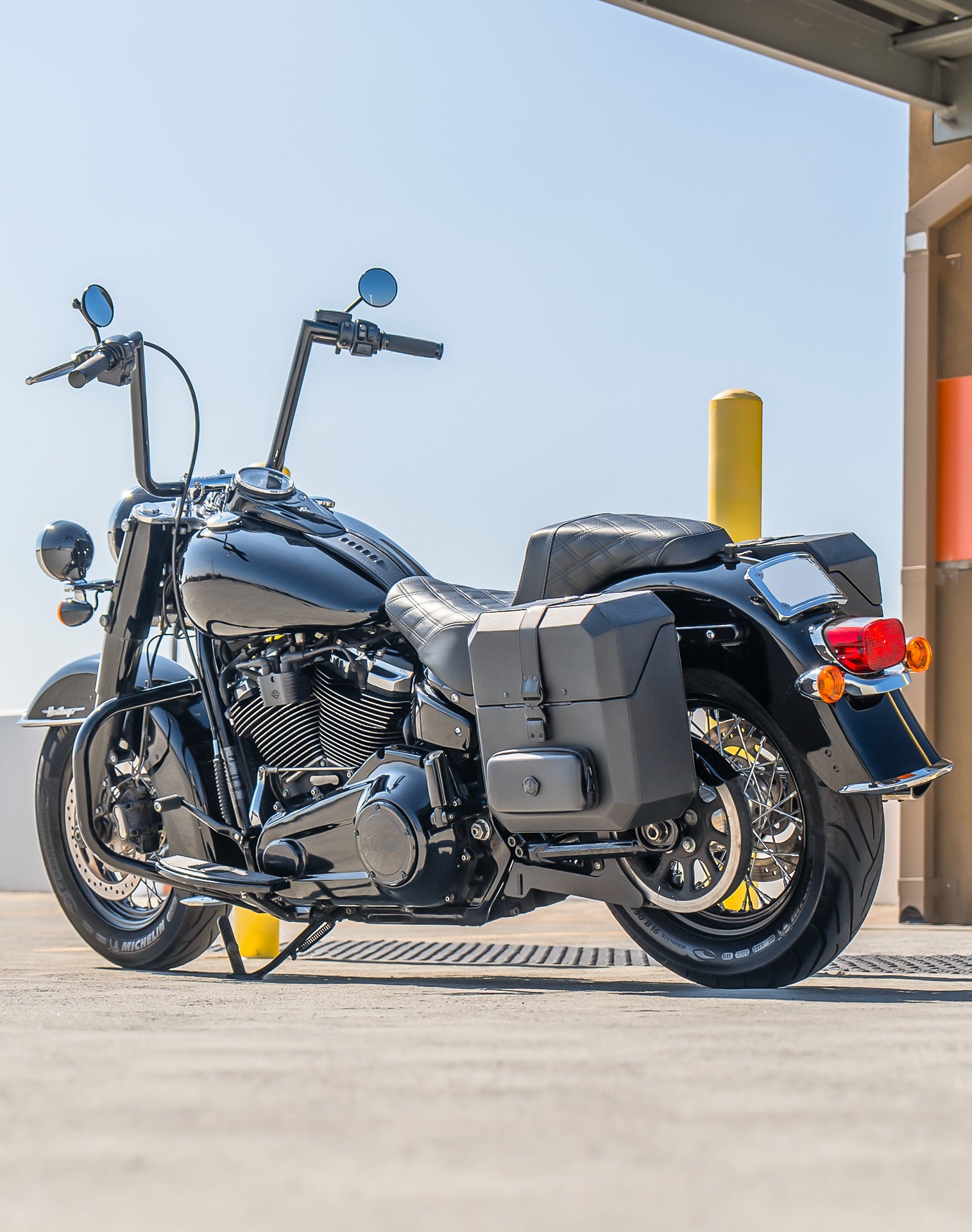 15L - Outlaw Quick Mount Medium Harley Softail Heritage FLHC/S Hard Solo Saddlebag (Left Only) Lifestyle