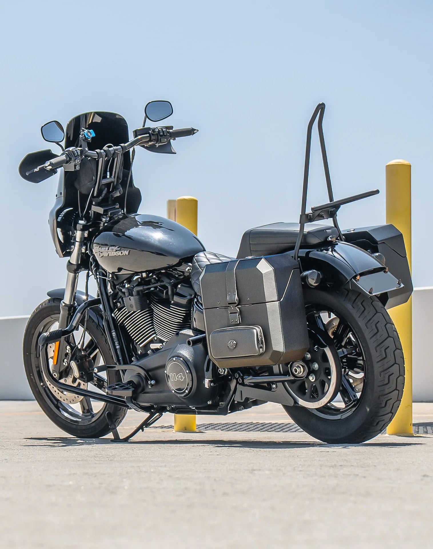 15L - Outlaw Quick Mount Medium Harley Softail Street Bob Hard Solo Saddlebag (Left Only) v1