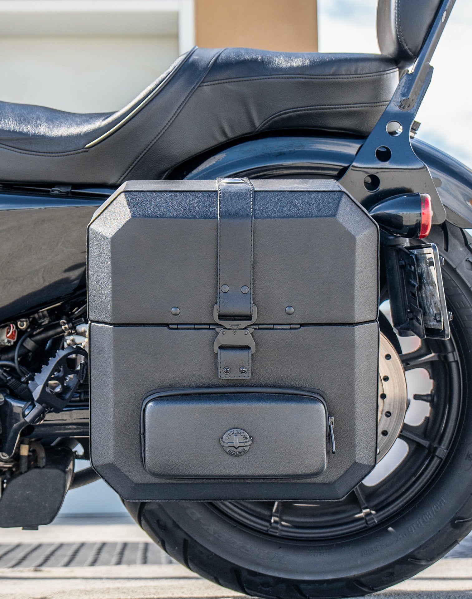 15L - Outlaw Quick Mount Medium Harley Sportster Iron 1200 Hard Solo Saddlebag (Left Only) Lifestyle Lifestyle 2