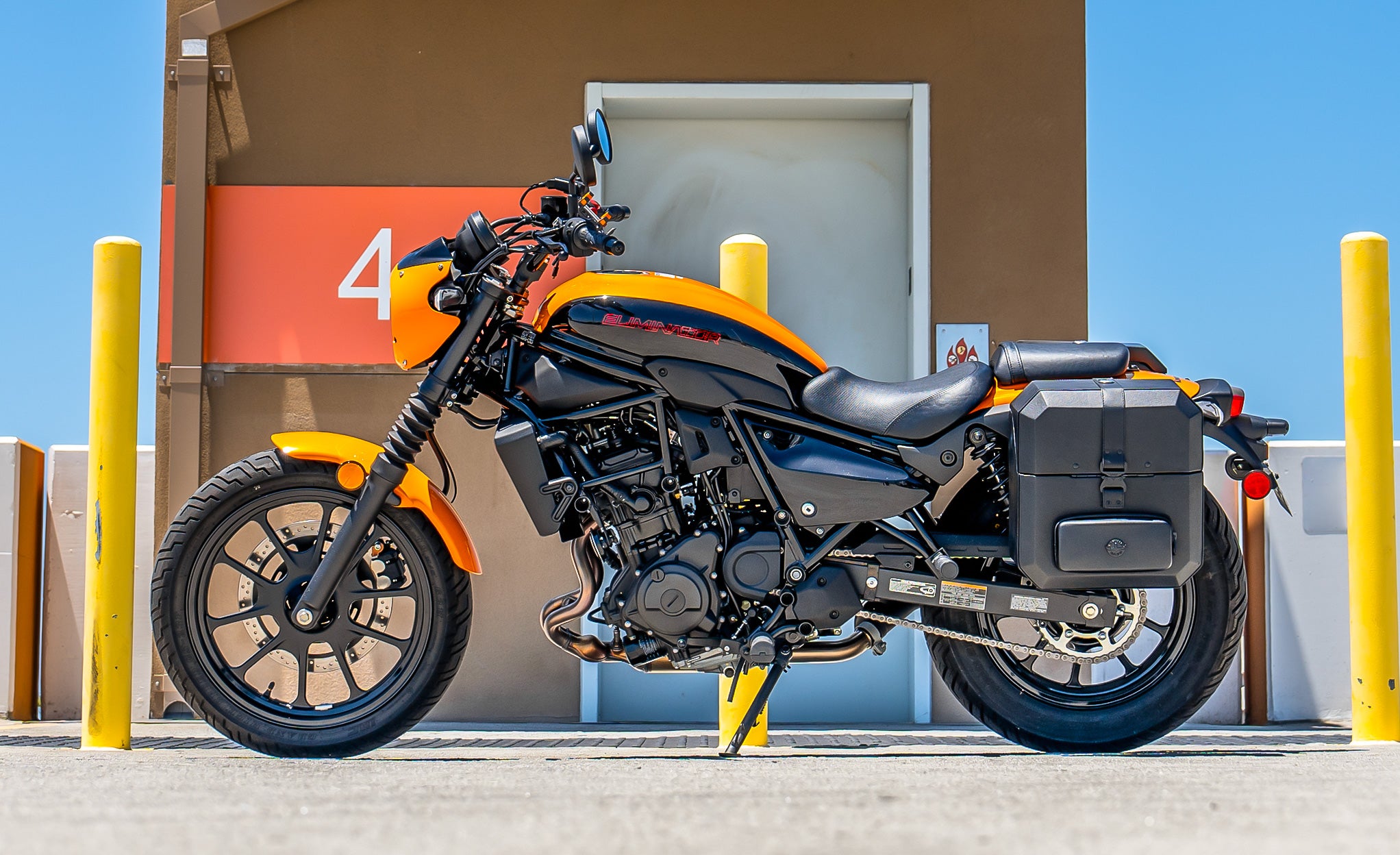 15L - Outlaw Quick Mount Medium Kawasaki Eliminator 450 Hard Solo Saddlebag (Left Only) @expand