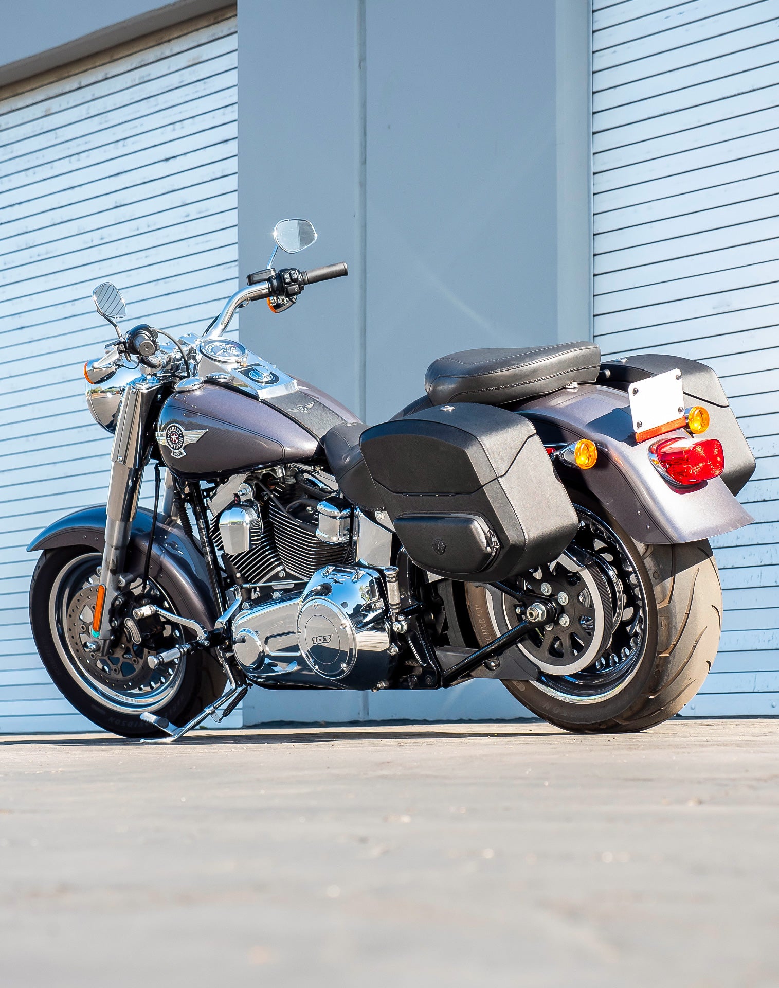 12L - Ironclad Quick Mount Medium Hard Solo Saddlebag (Left Only) for Heritage Classic FLSTC/I v1