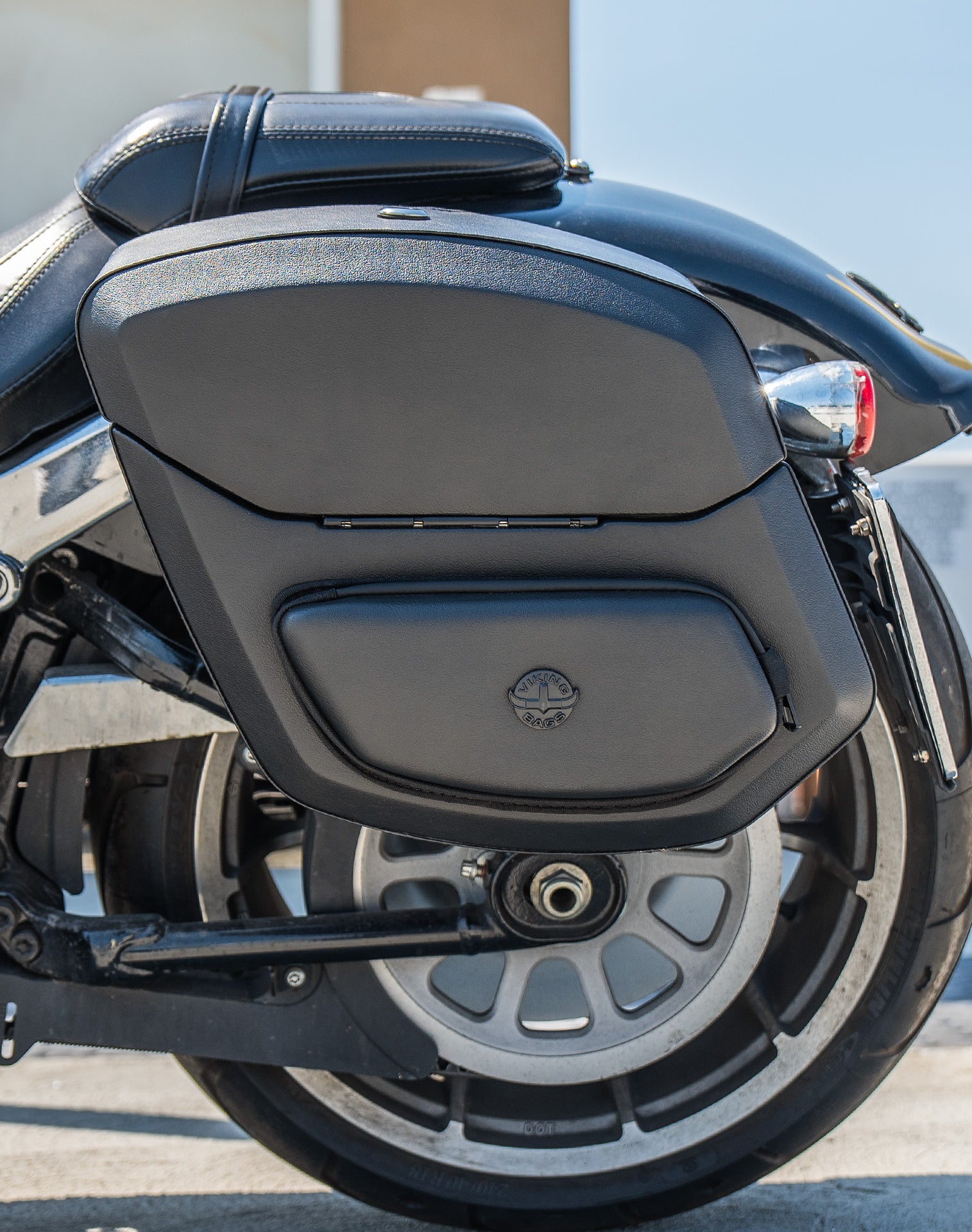 12L - Ironclad Quick Mount Medium Harley Softail Fat Boy FLFB/S Hard Solo Saddlebag (Left Only) Life style 2