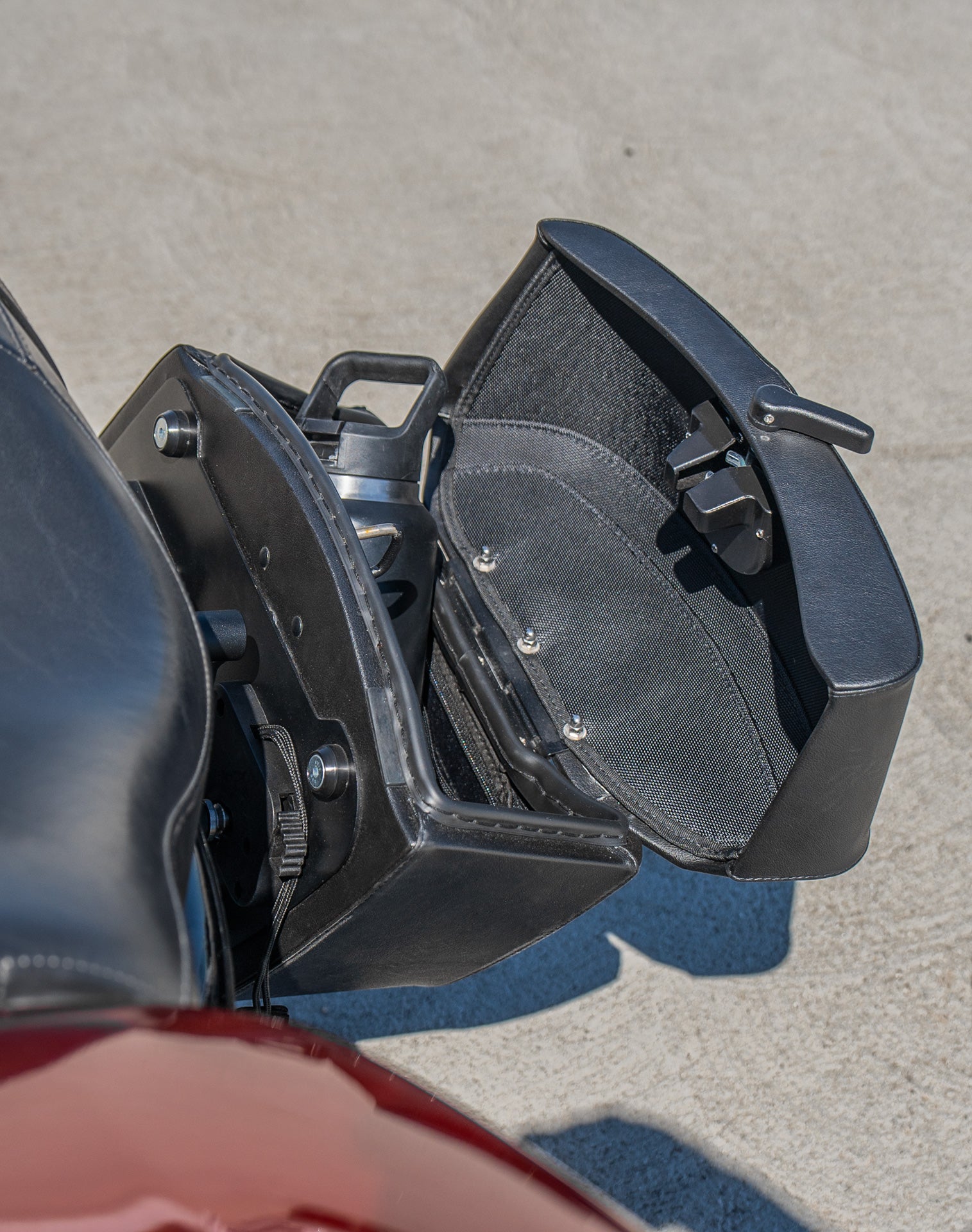 12L - Ironclad Quick Mount Medium Harley Sportster 883 Custom XL883C Hard Solo Saddlebag (Left Only) Lifestyle