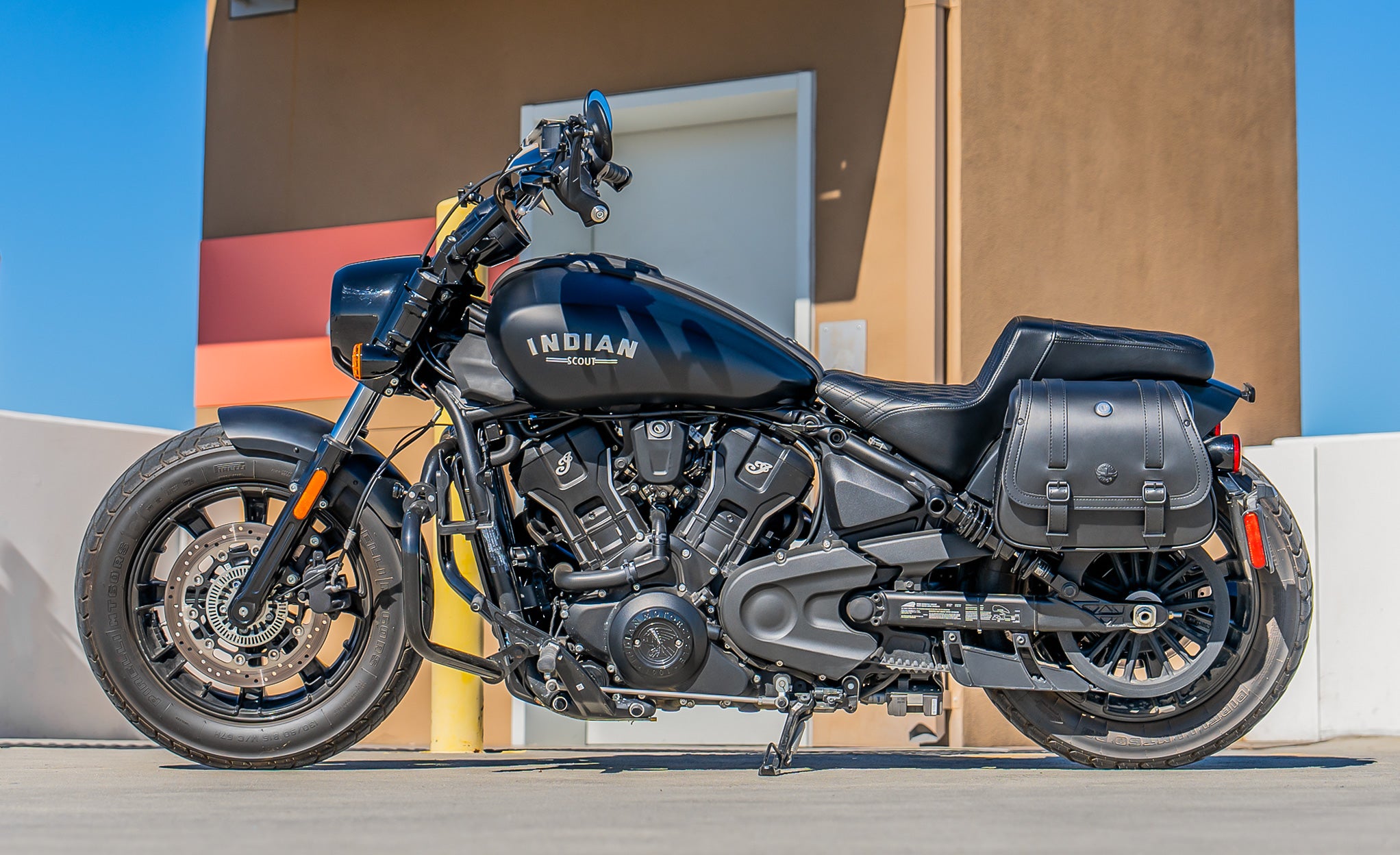 25L - SpiritBlade Large Indian Sport Scout Leather Motorcycle Saddlebags Lifestyle @expand