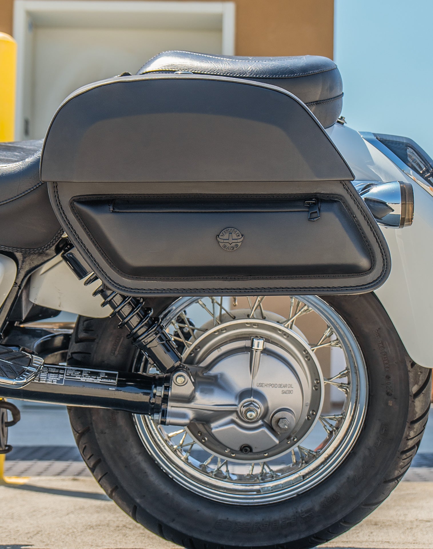 28L - Pantheon Medium Quick-Mount Honda Shadow 750 Aero Motorcycle Saddlebags v2