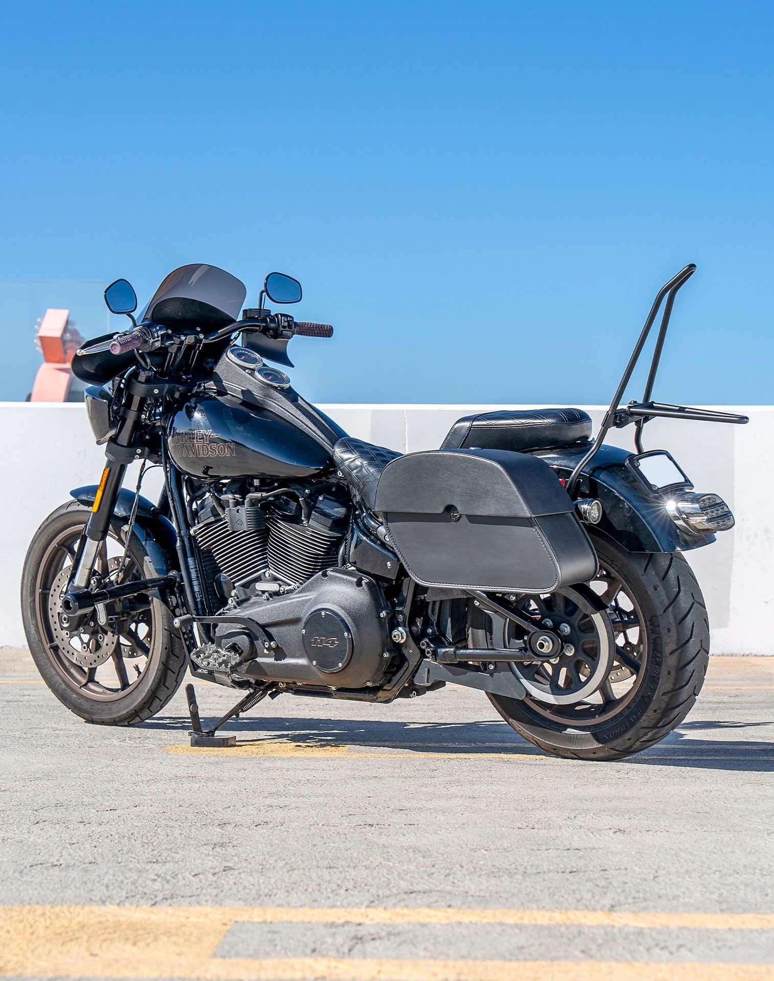 28L - Panzer Medium Quick Mount Leather Saddlebags For Harley Softail Low Rider S FXLRS Vertical Lifestyle