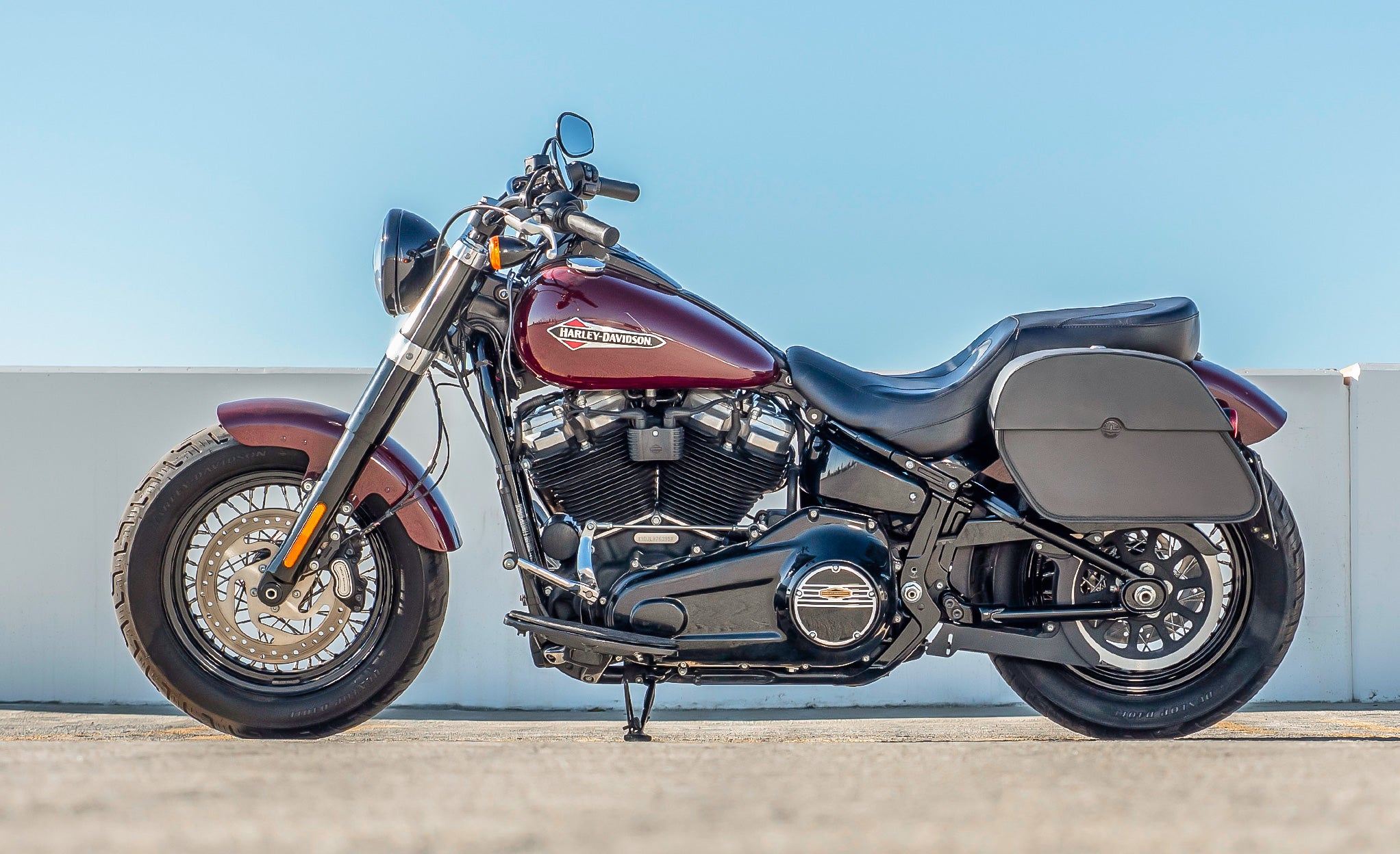 28L - Panzer Medium Quick Mount Leather Saddlebags For Harley Softail Slim FLSL @expand