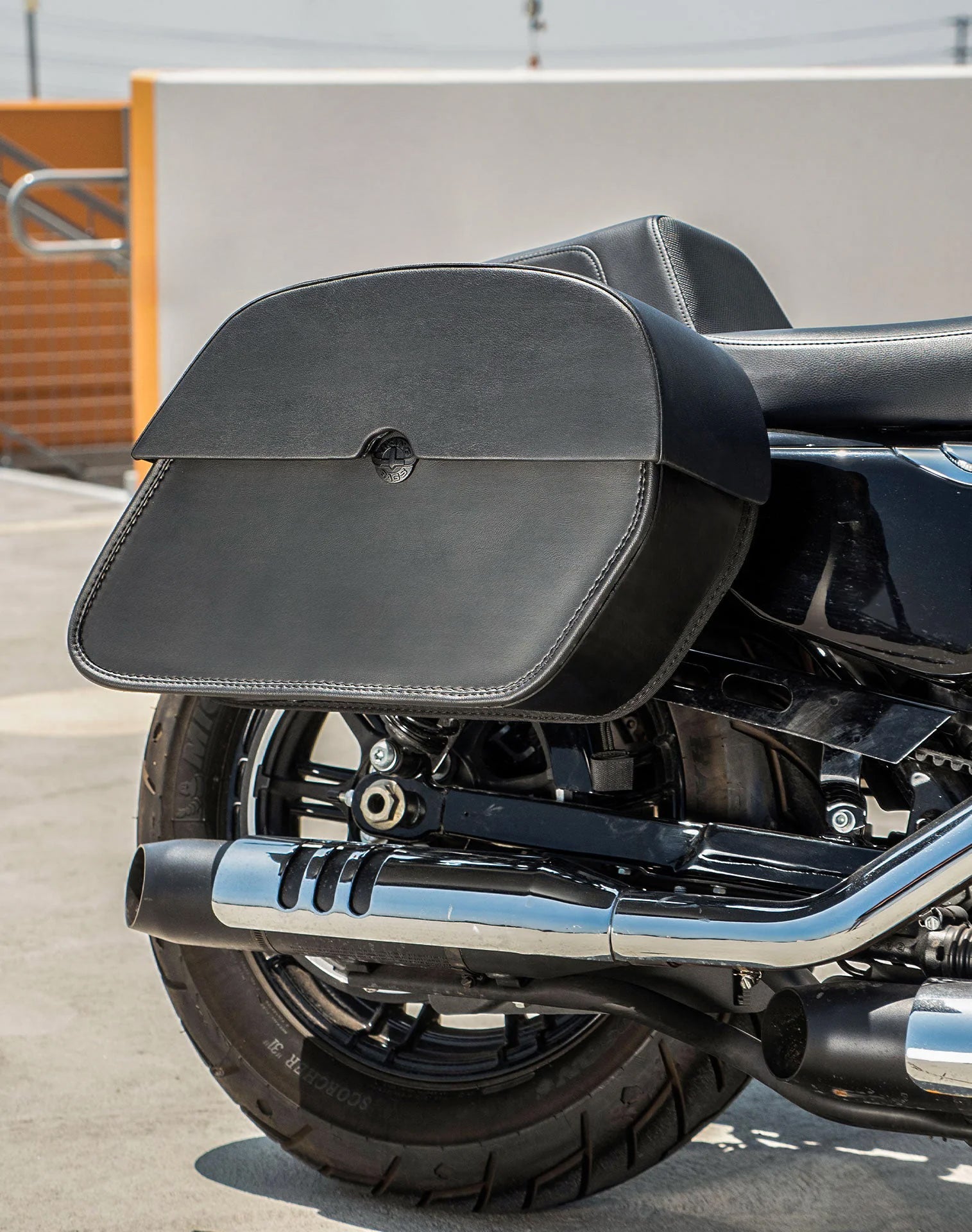 28L - Panzer Medium Quick Mount Leather Saddlebags For Harley Sportster Forty Eight XL1200X/XL1200XS v3