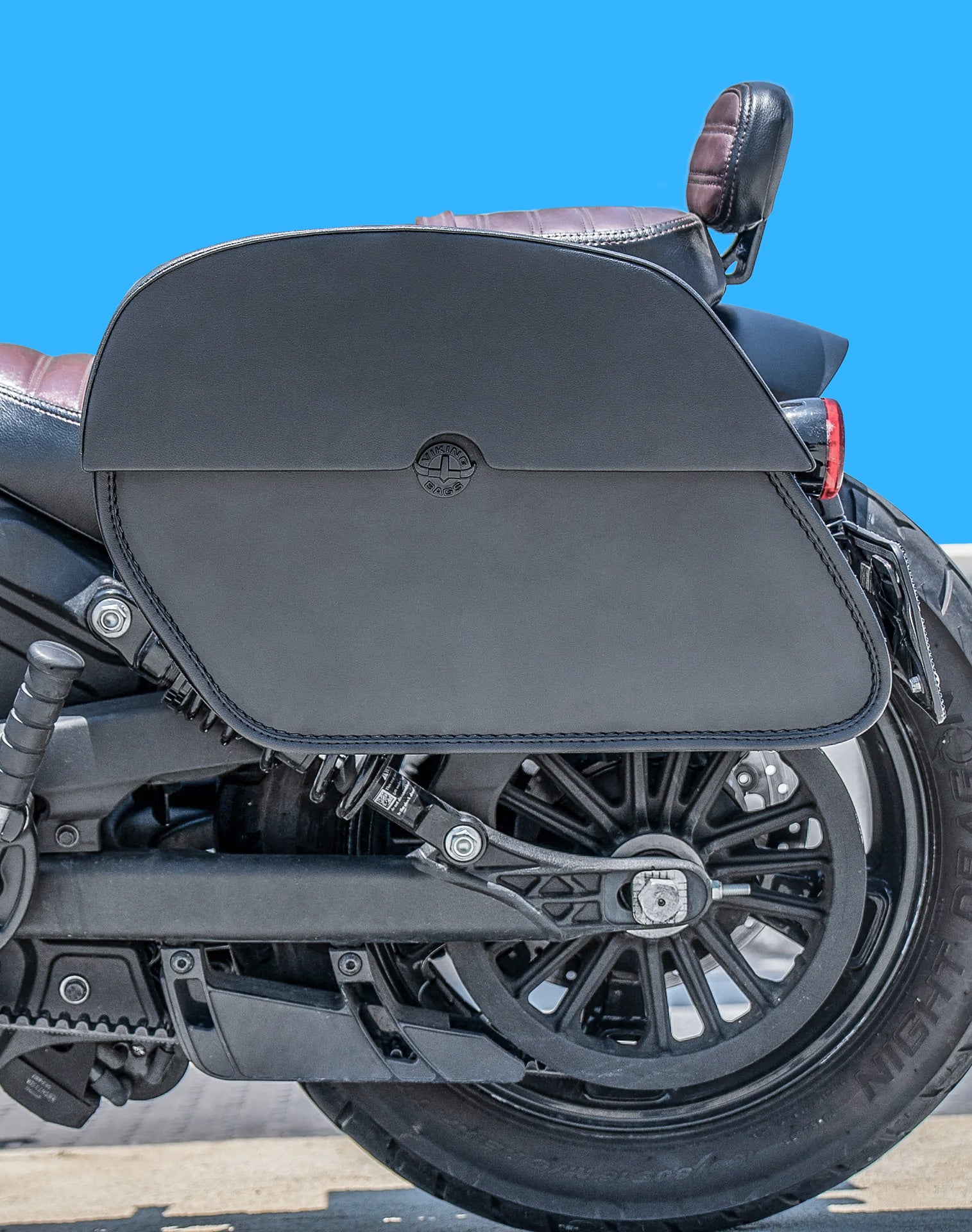28L - Panzer Medium Quick Mount Indian Scout Bobber Leather Saddlebags