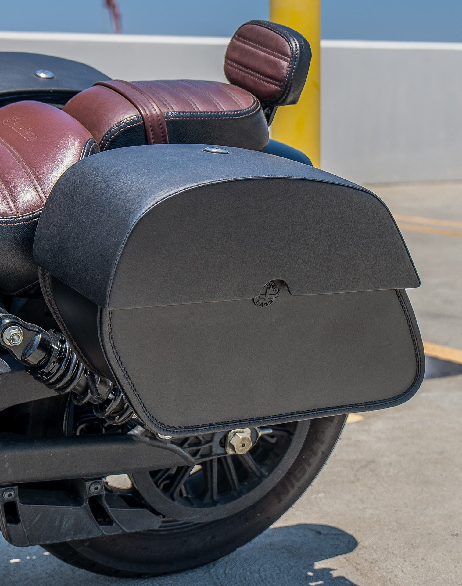 28L - Panzer Medium Quick Mount Indian Scout Bobber Leather Saddlebags v3