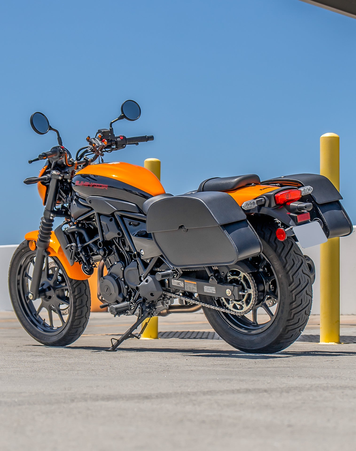 28L - Panzer Medium Quick Mount Kawasaki Eliminator 450 Leather Saddlebags v1