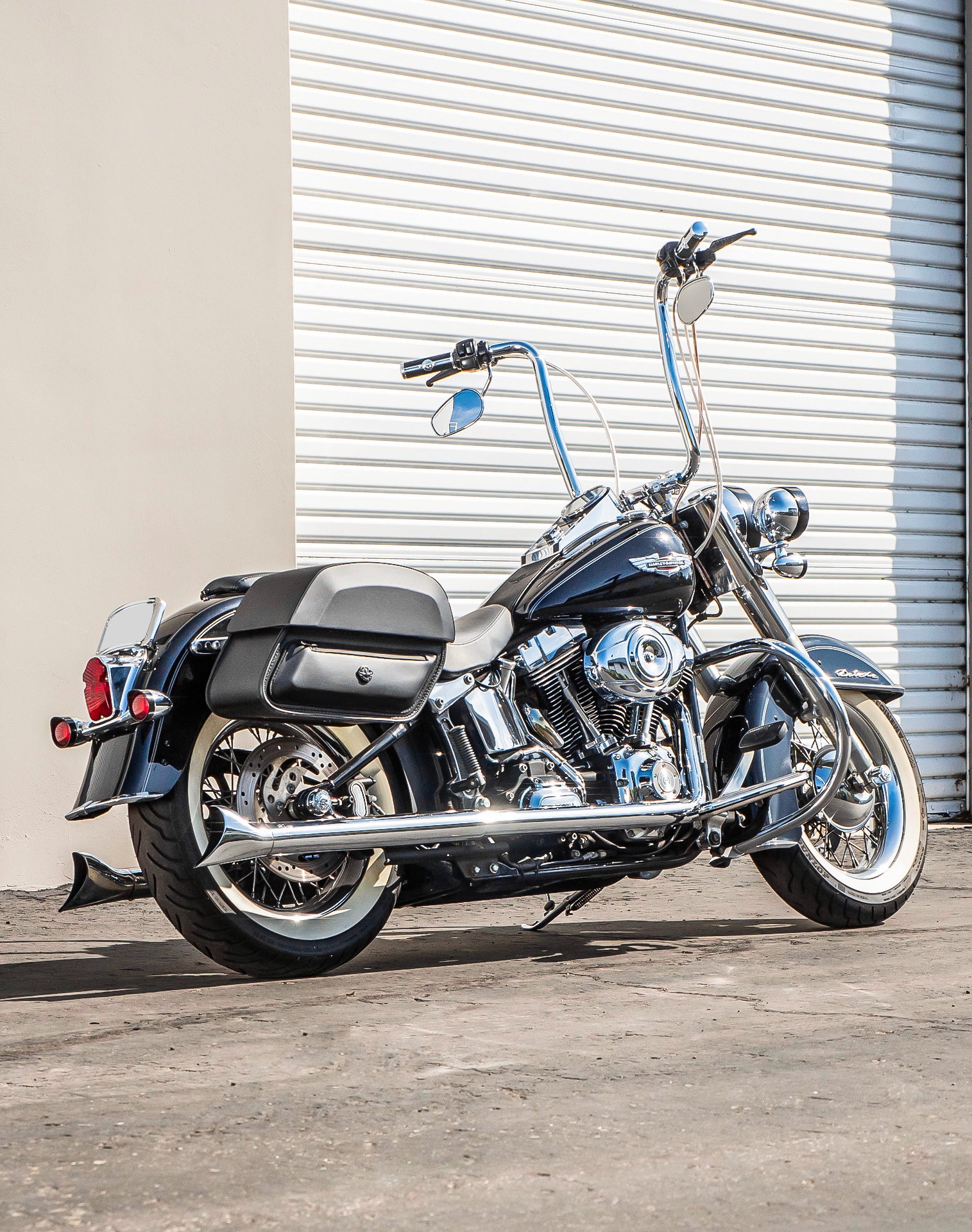 28L - Pantheon Medium Leather Saddlebags for Harley Softail Deluxe FLSTN/I v1