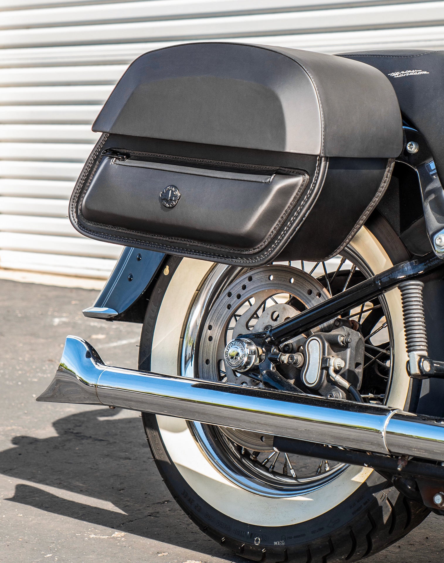 28L - Pantheon Medium Leather Saddlebags for Harley Softail Deluxe FLSTN/I v3