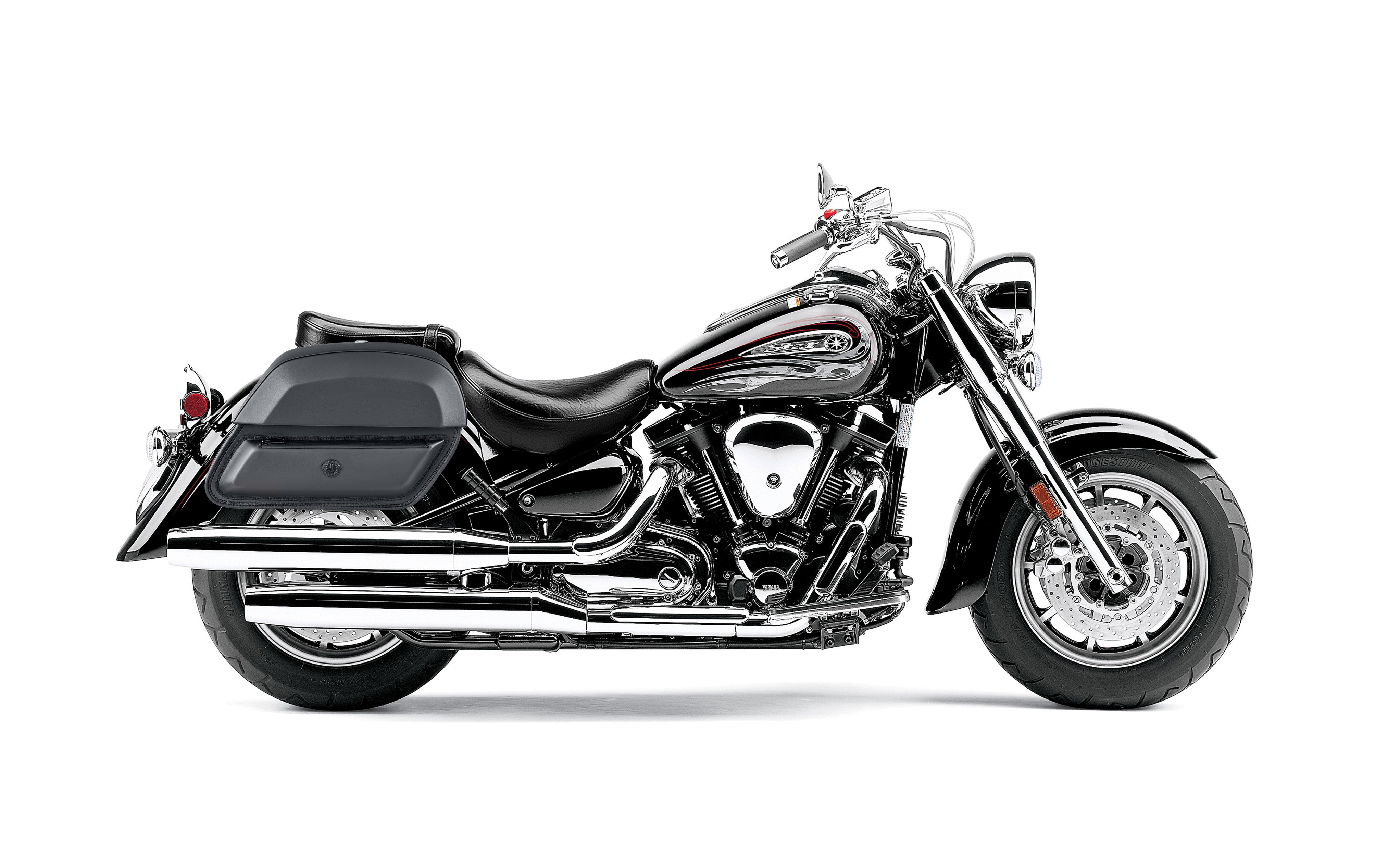 28L - Pantheon Medium Yamaha Road Star S Midnight Leather Motorcycle Saddlebags BAG on Bike View @expand