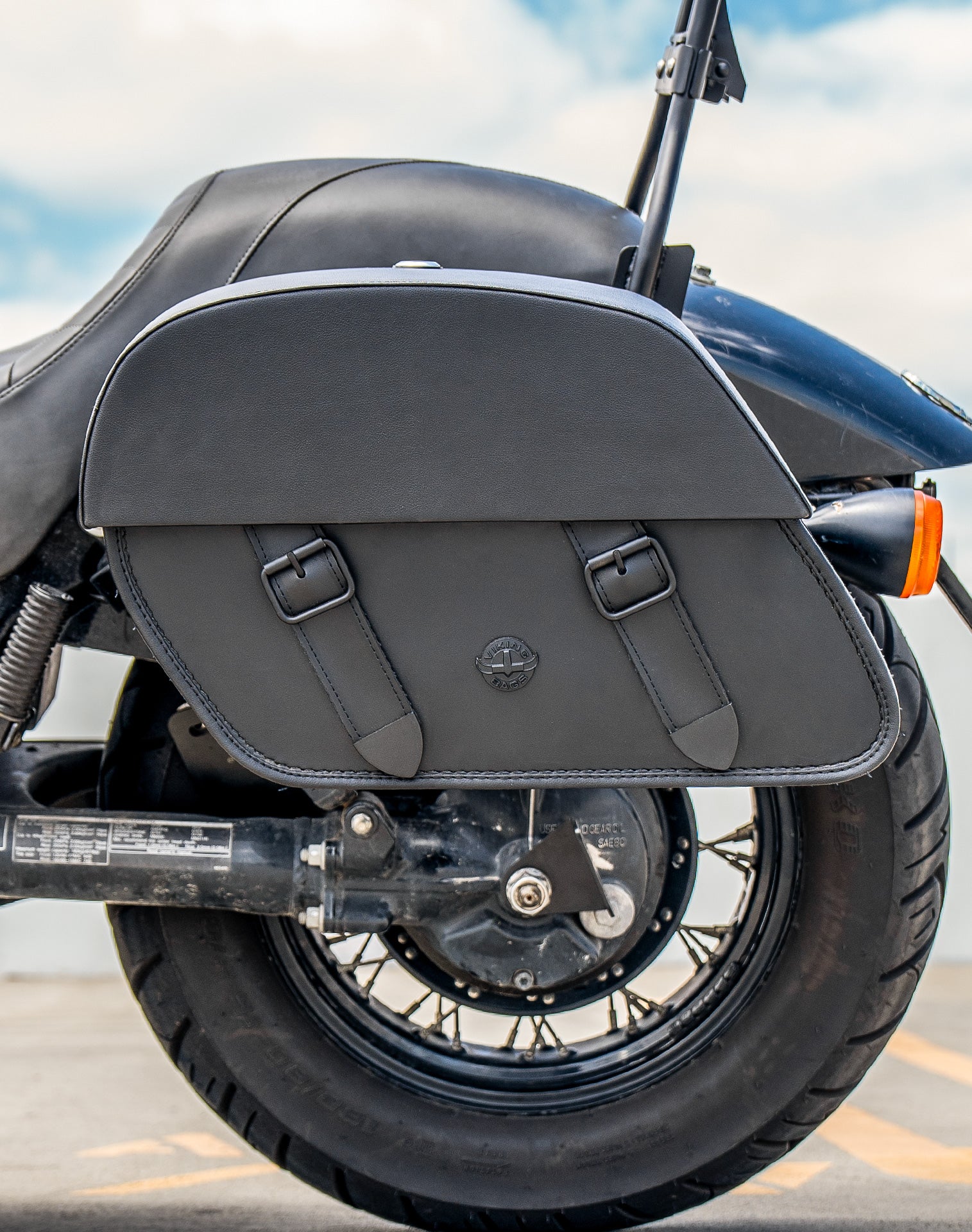 28L - Baelor Medium Quick Mount Honda 750 Shadow Phantom Motorcycle Saddlebags v2