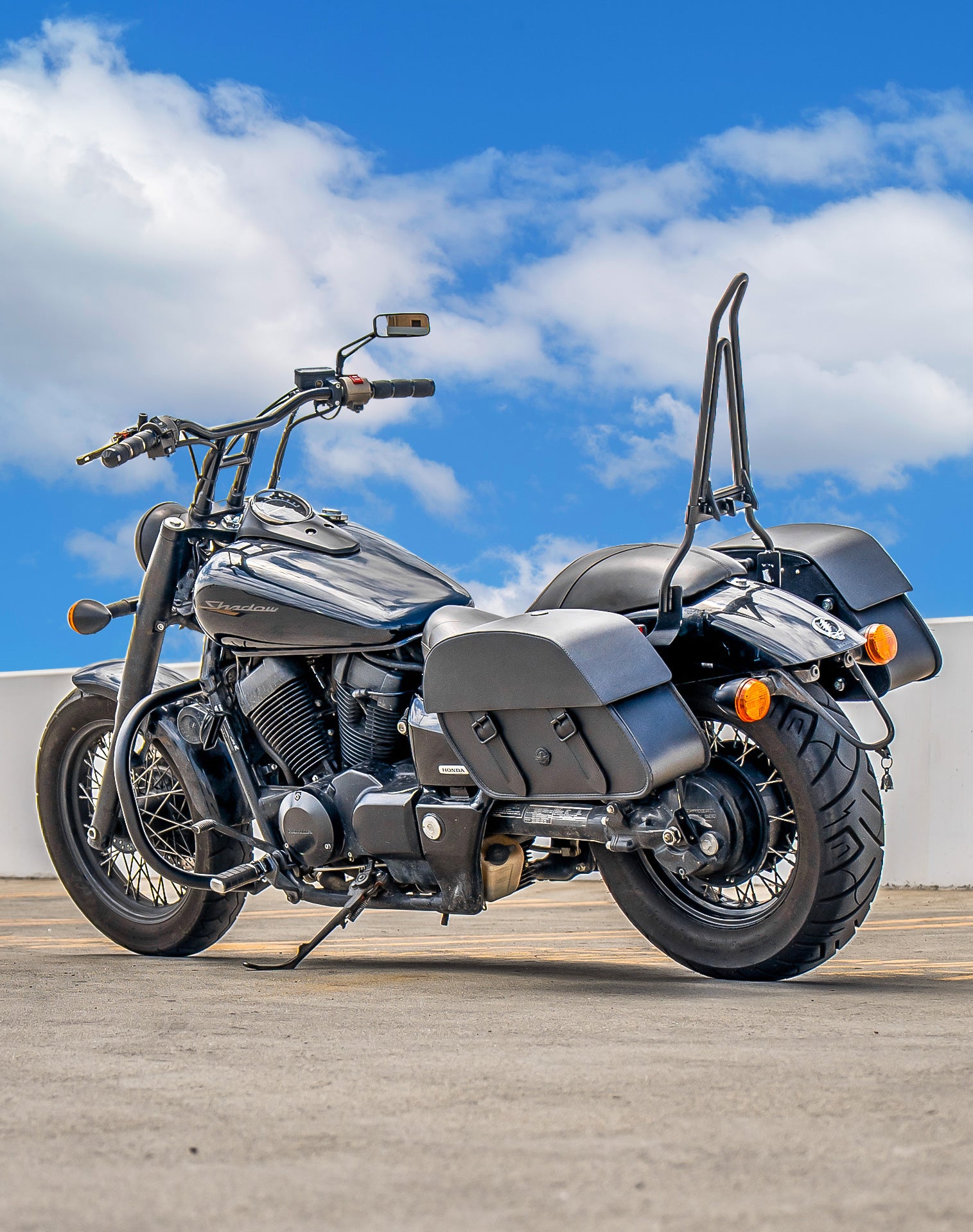 28L - Baelor Medium Quick Mount Honda 750 Shadow Phantom Motorcycle Saddlebags v1