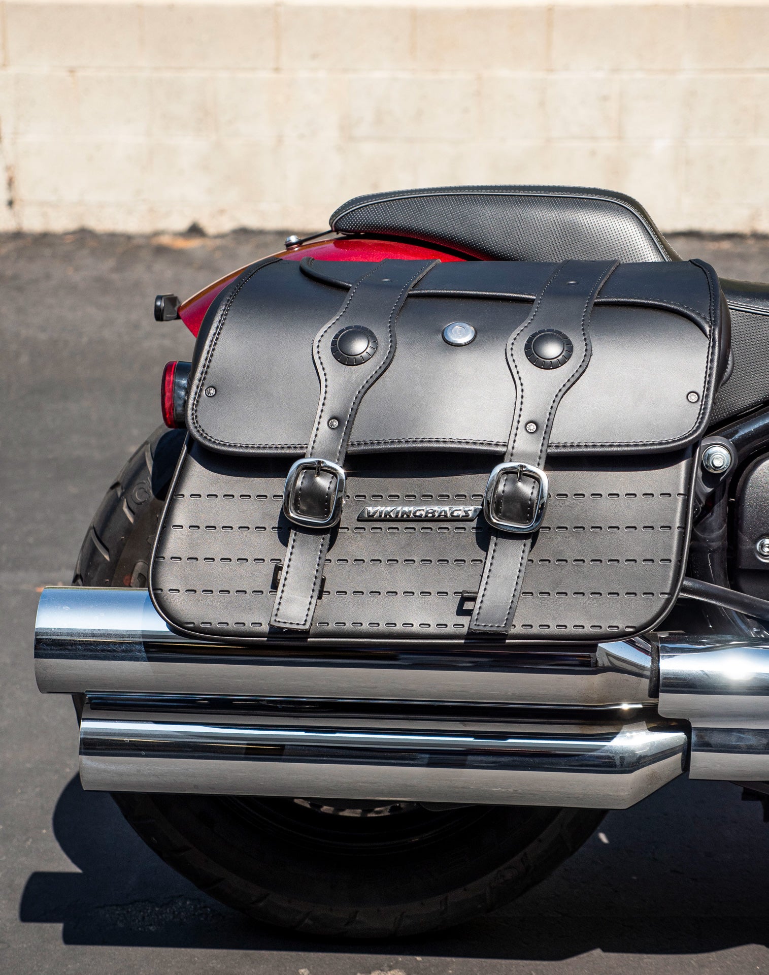 34L - ArrowHead Large Indian Super Chief Dark Horse Motorcycle Saddlebags Lifestyle