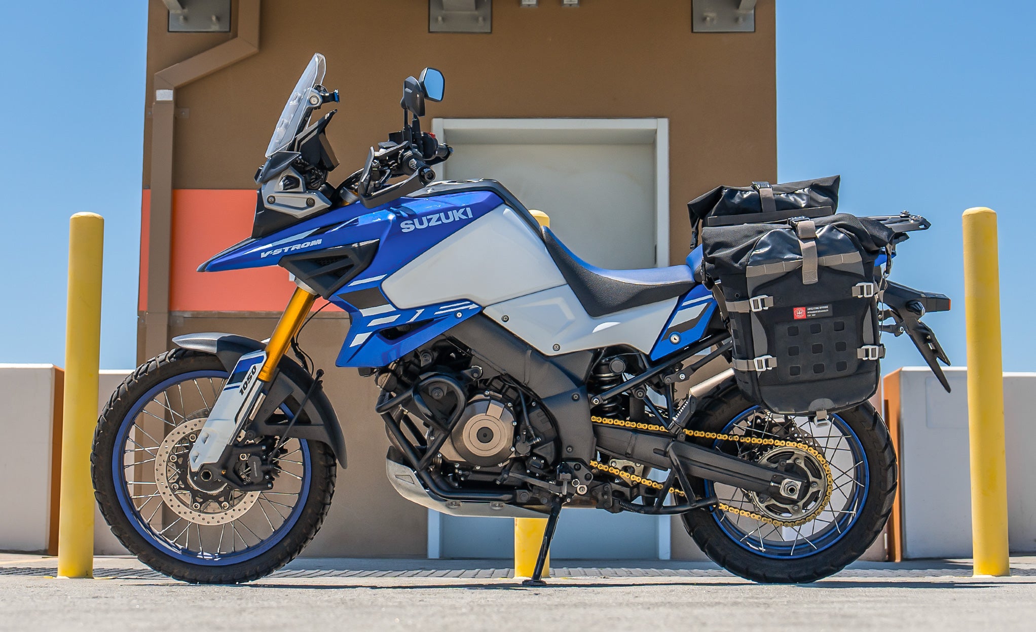 60L - Apex Large Suzuki V-Strom 1050 ADV Touring Panniers Lifestyle @expand