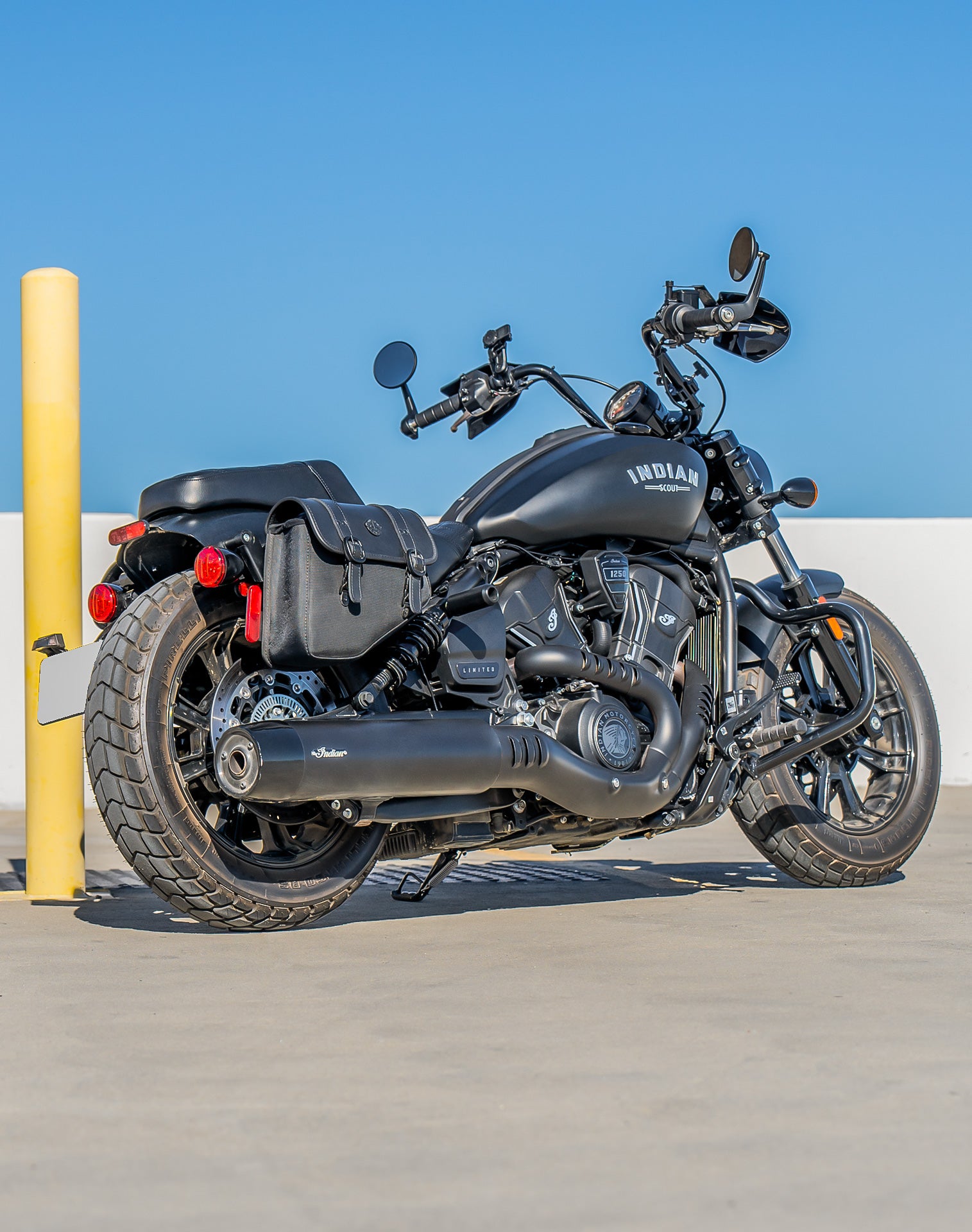 8L - Pony Indian Sport Scout Sixty Leather Motorcycle Saddlebags Lifestyle