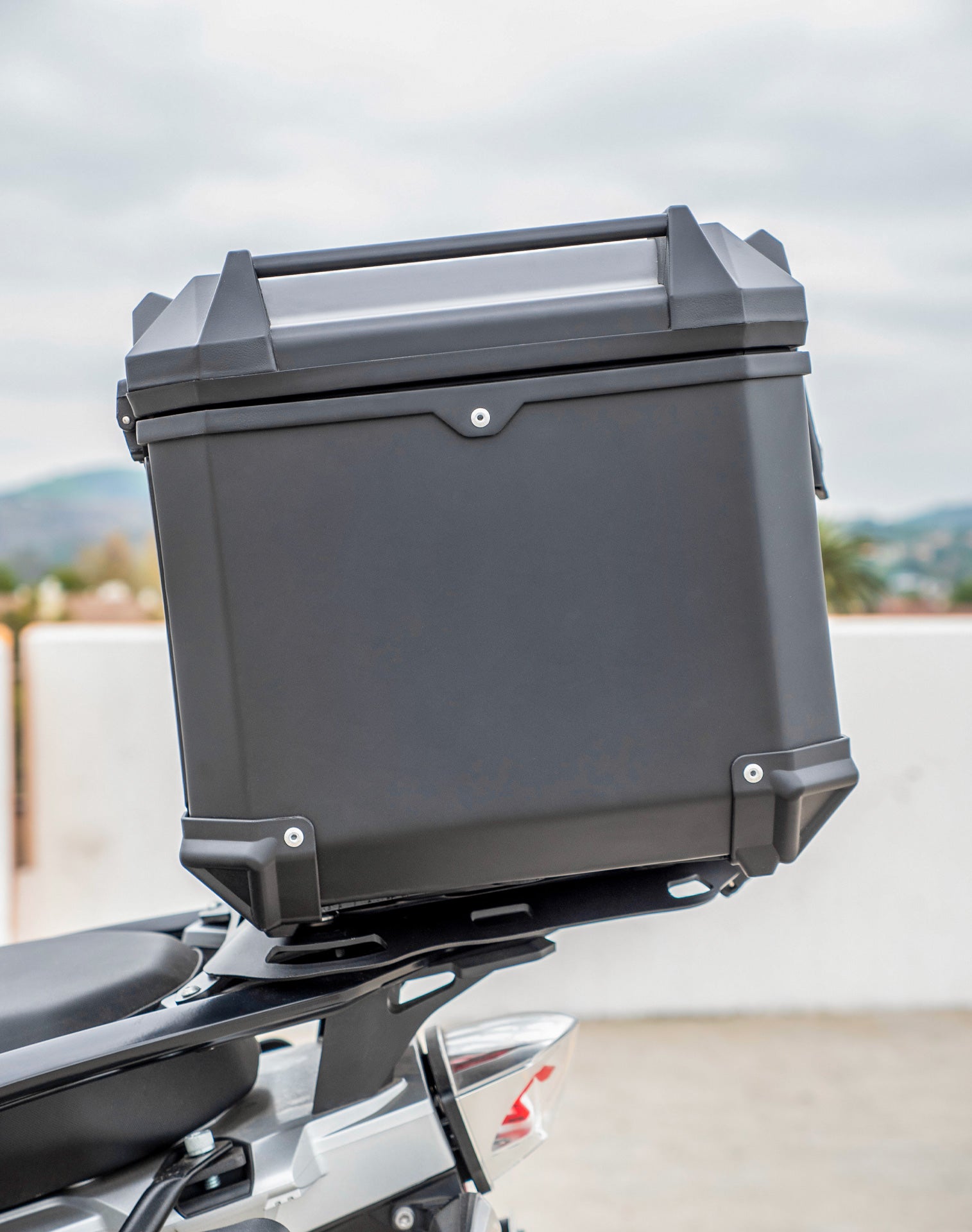 38L - Apex XL BMW R 1250 GS Aluminum Top Case Black v3