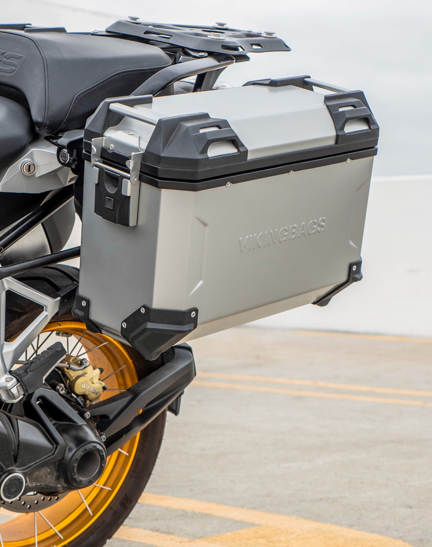 45L - Apex XL BMW R 1250 GS Aluminum Side Cases Silver v3